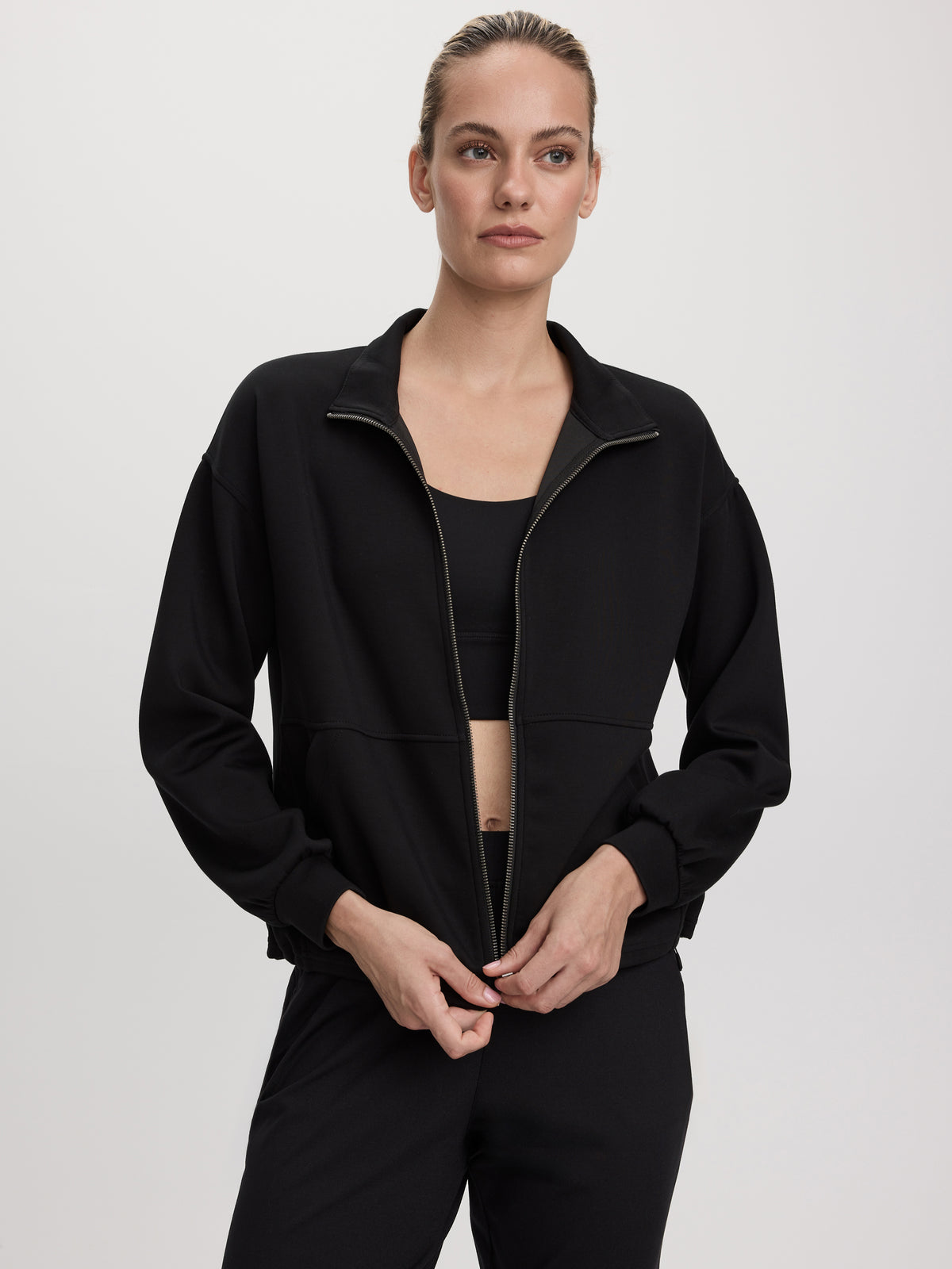 Mock-Neck Zipped Jacket - HYLUX - Hyba