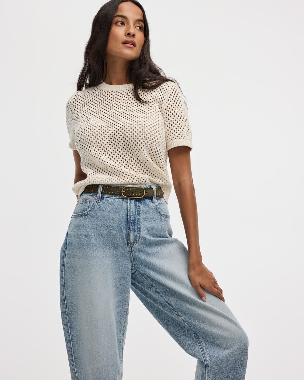 Pull en mailles ajourées à col rond et manches courtes