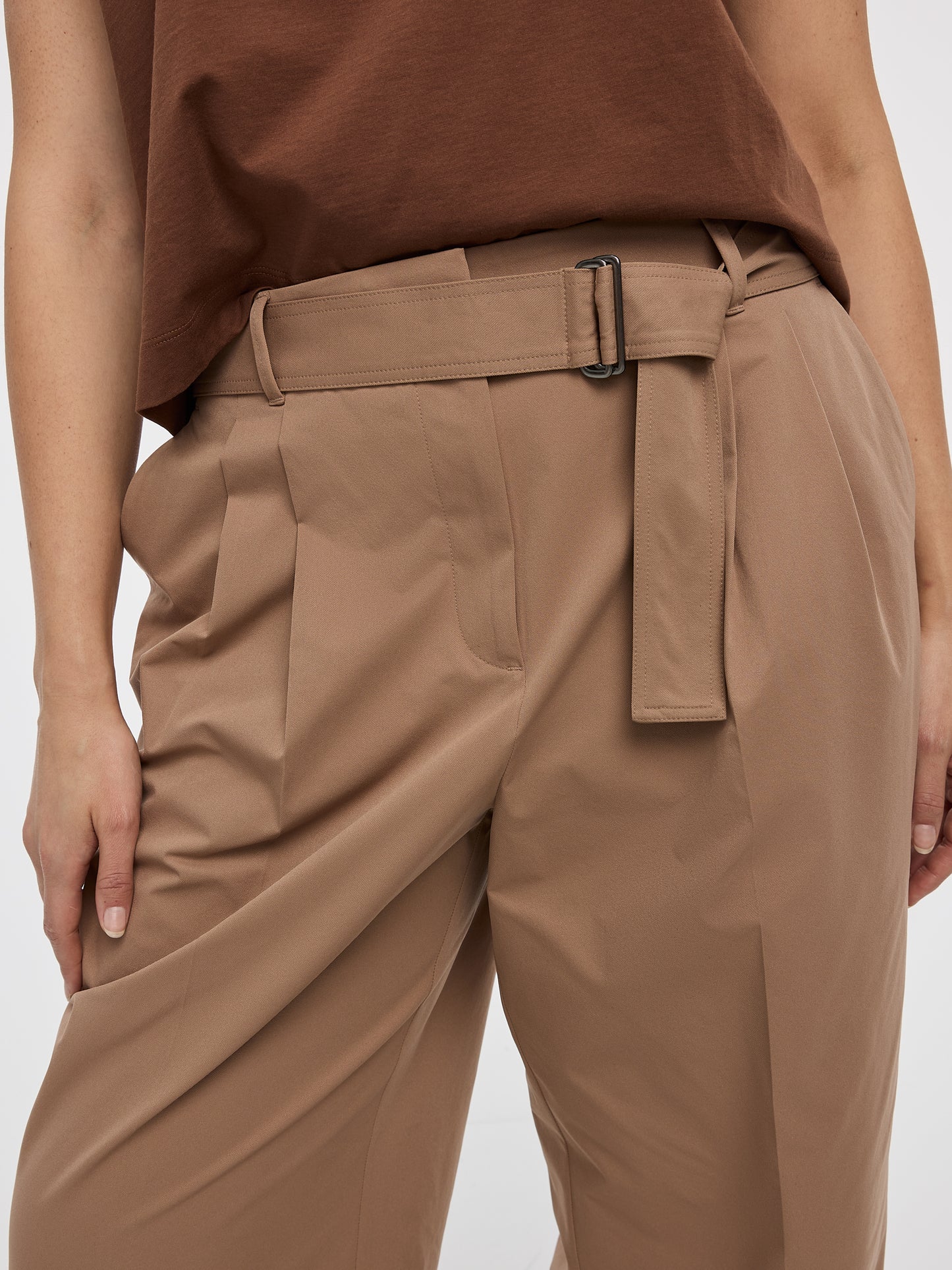 Wide-Leg Belted Pant