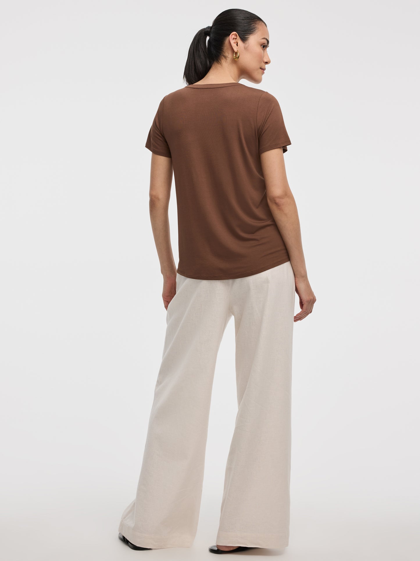 T-shirt à col V - R Essentiels