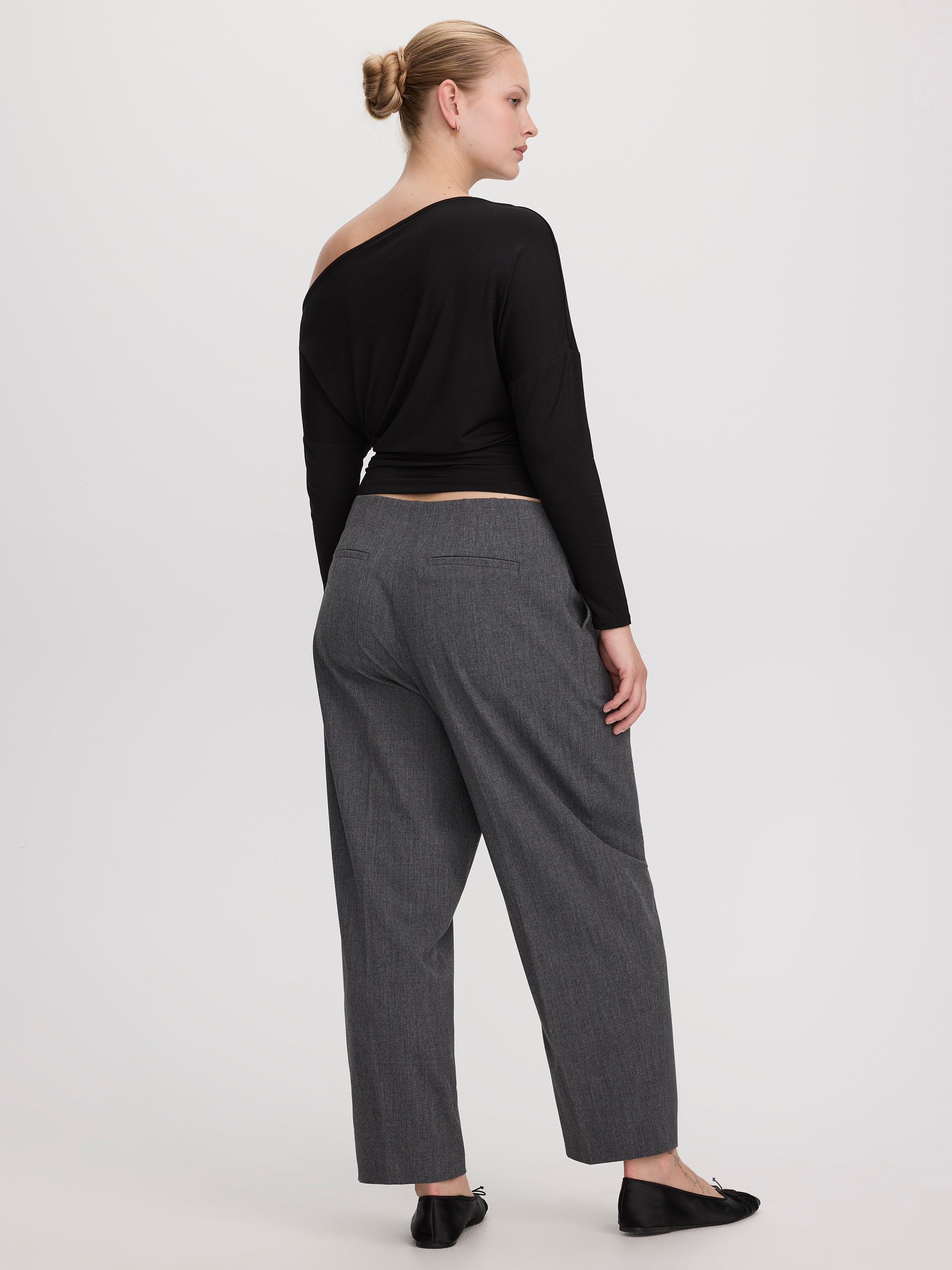 Mid-Rise Barrel Pants - The Timeless - Curvy Fit