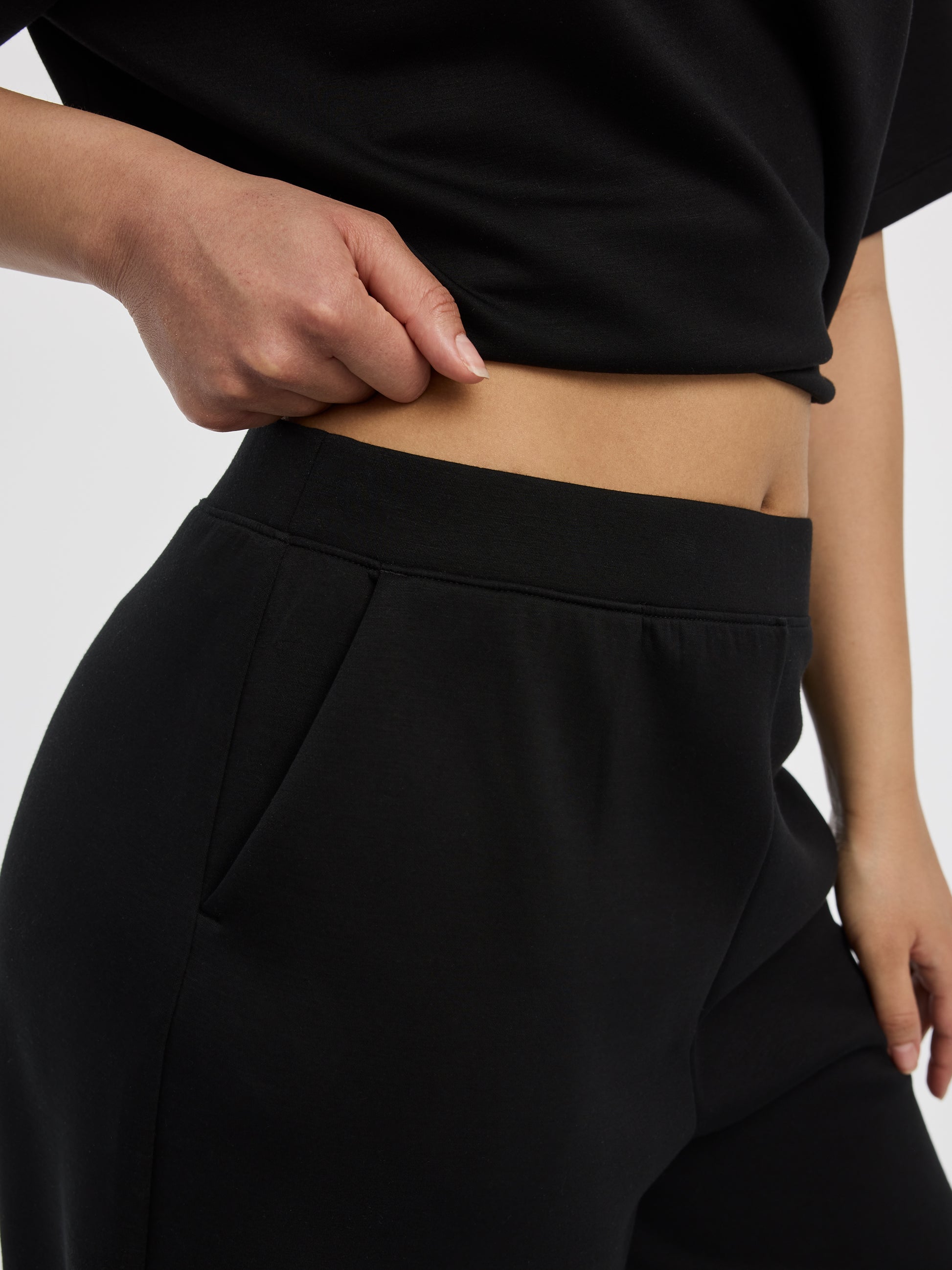 Bermuda Shorts - HYLUX Hyba