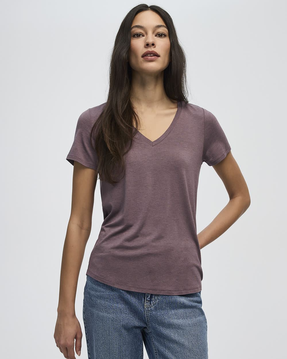 T-shirt à col V - R Essentials