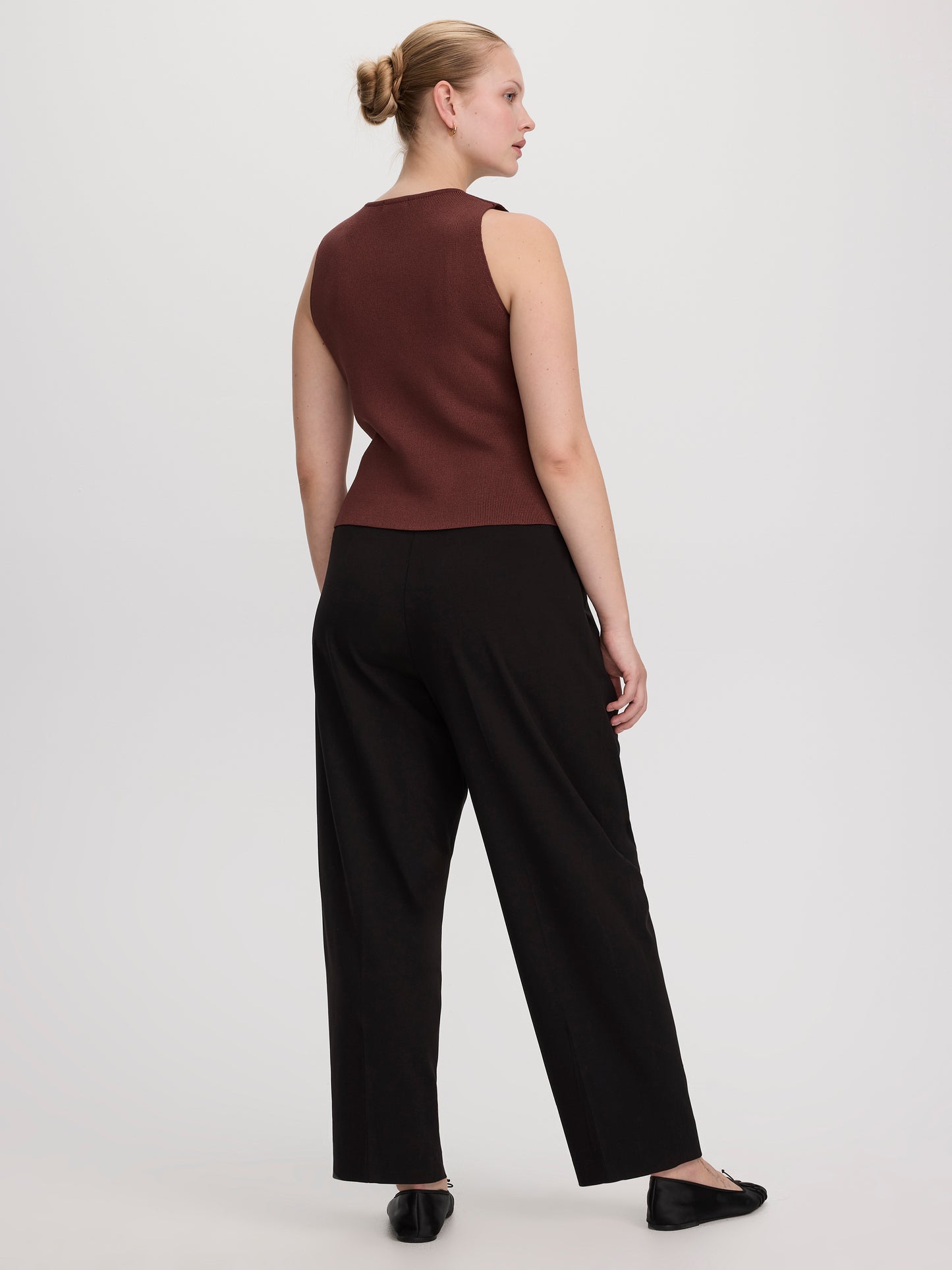 Sleeveless V-Neck Sweater Vest