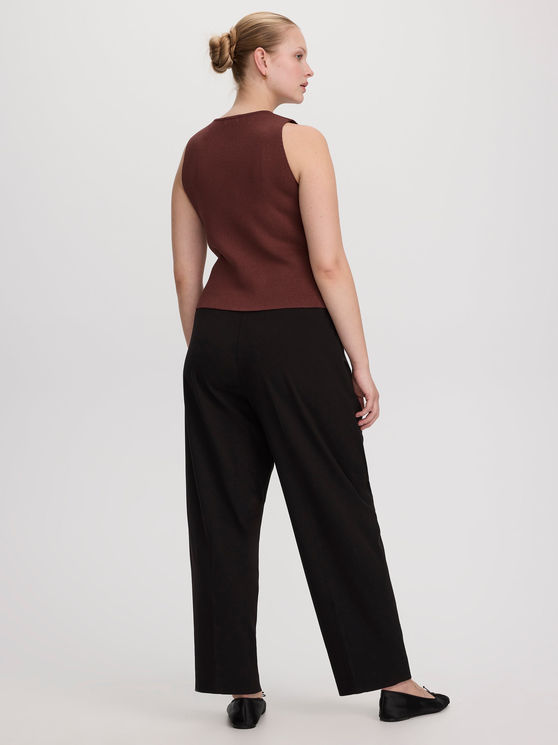 Sleeveless V-Neck Sweater Vest