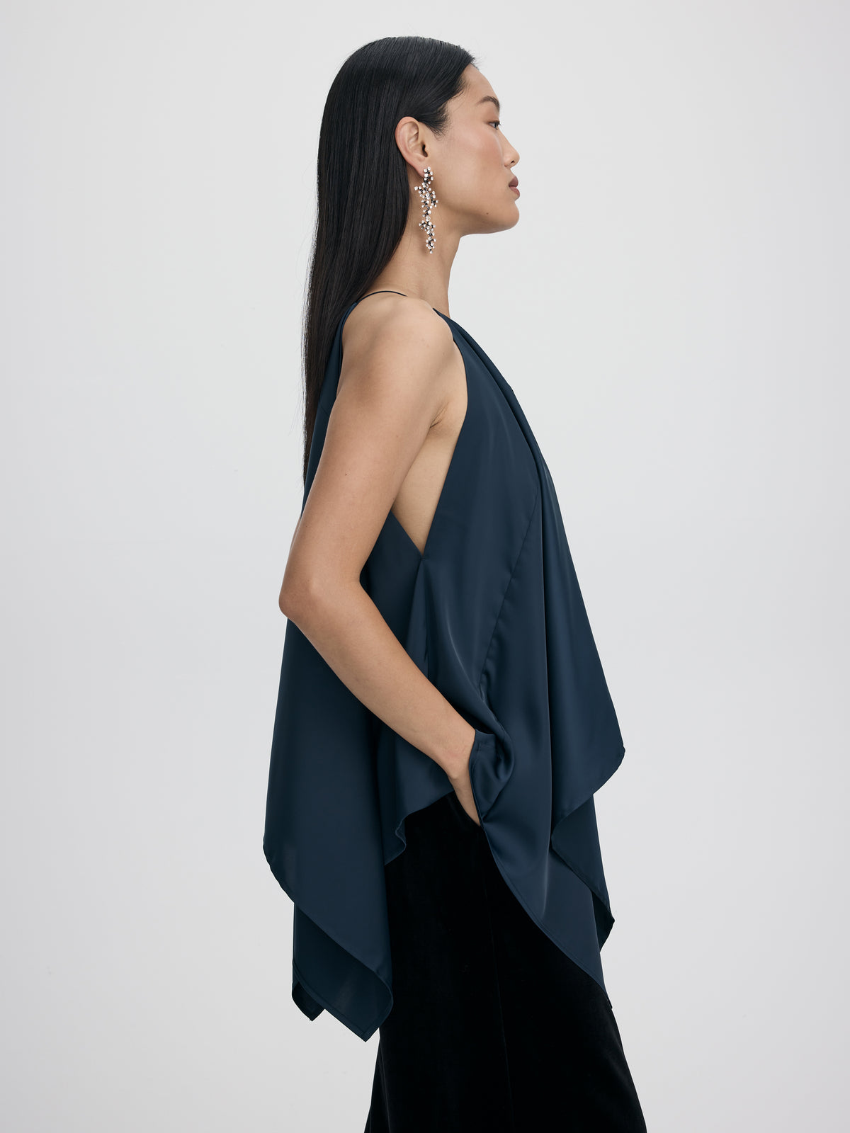 Sleeveless Scarf Blouse