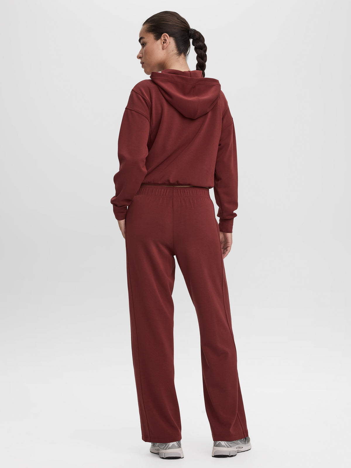 Straight-Leg Pull-On Pant - HYLUX Hyba