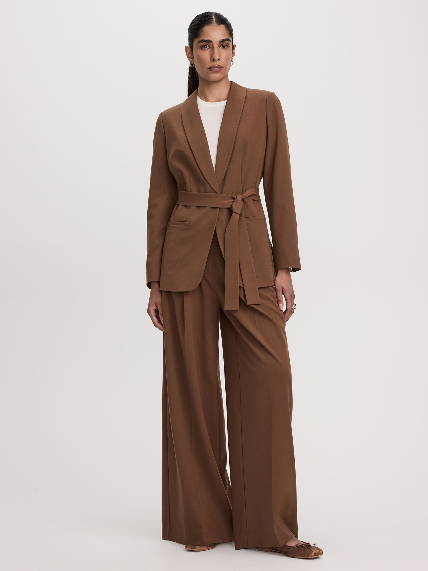 Wide-Leg High-Rise Pants - The Timeless