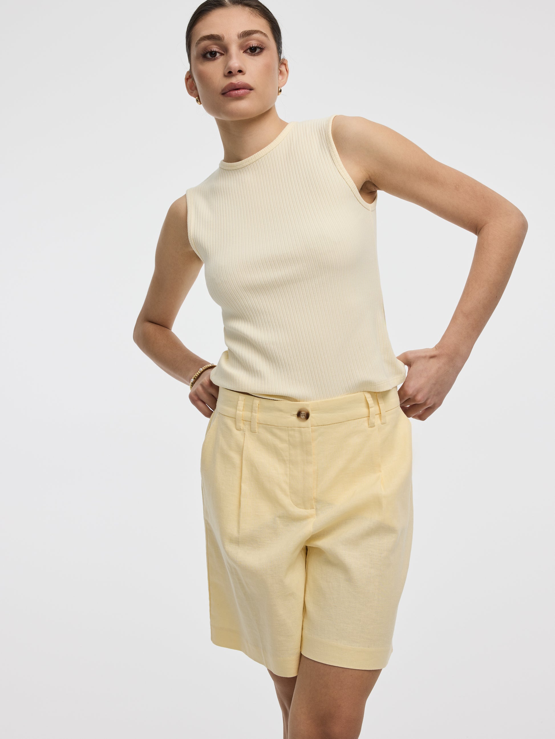 Linen-Blend High-Rise Bermuda