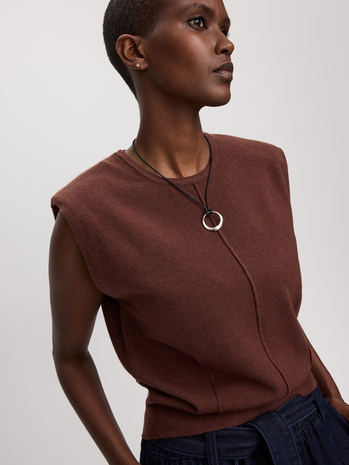 Sleeveless Crew-Neck Sweater Vest