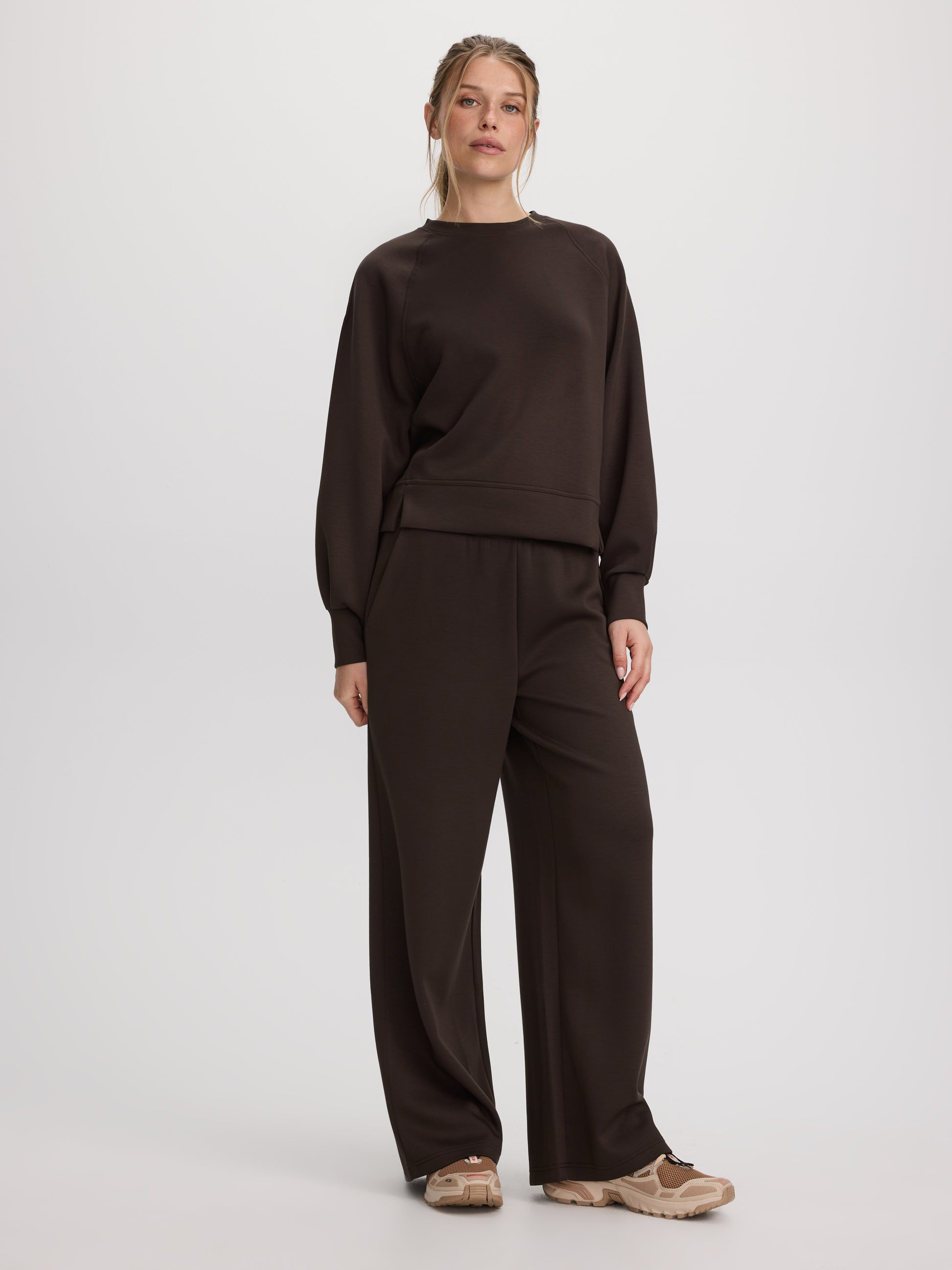 Wide-Leg Pull-On Pant - HYLUX Hyba