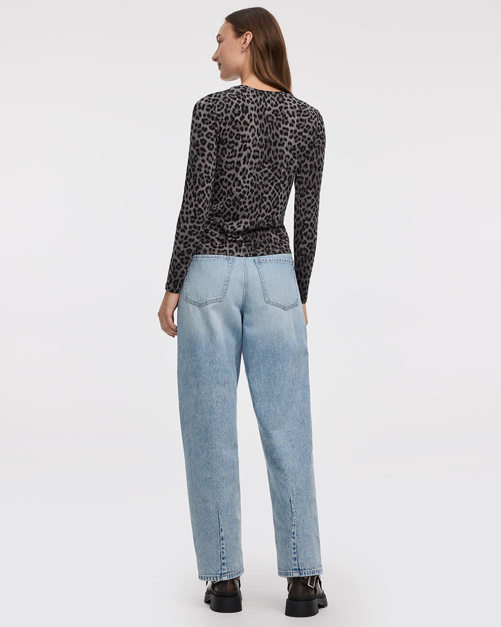 Long-Sleeve Crew-Neck Tee - R Essentials