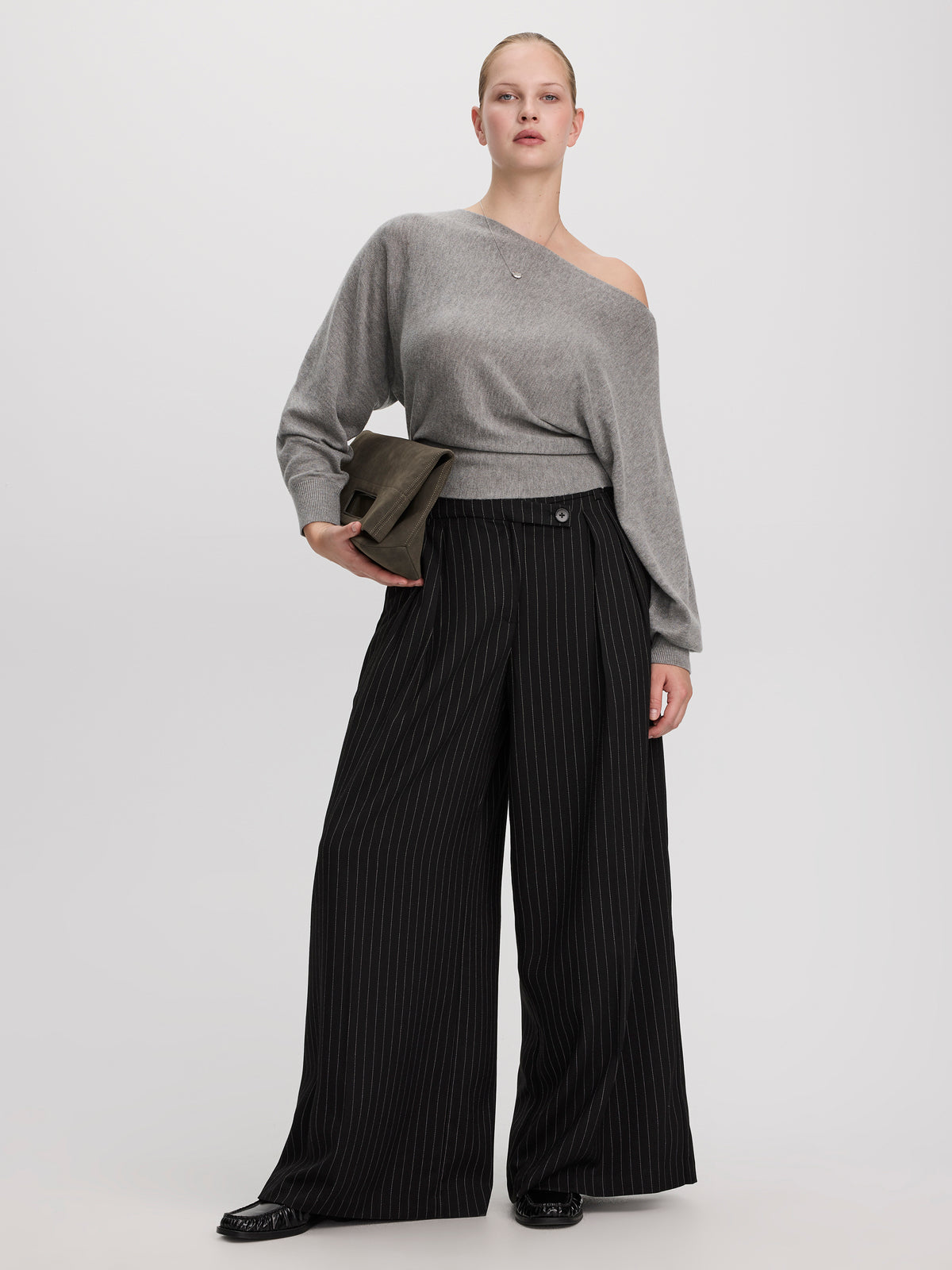 Wide-Leg Mid-Rise Pants with Asymmetrical Waist - The Timeless - Curvy Fit