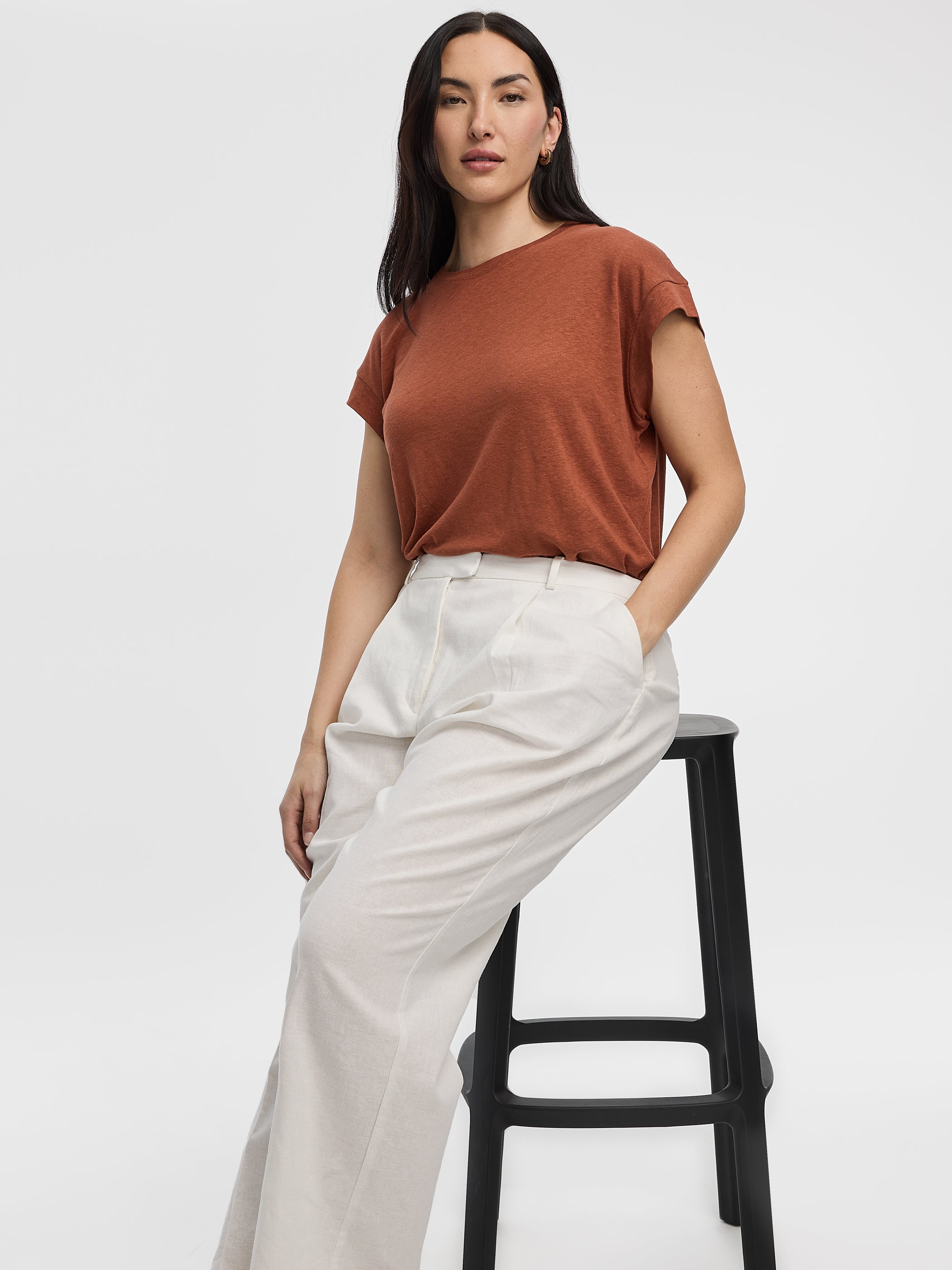 Pantalon en mélange de lin à jambe droite et taille haute - Coupe Courbes
