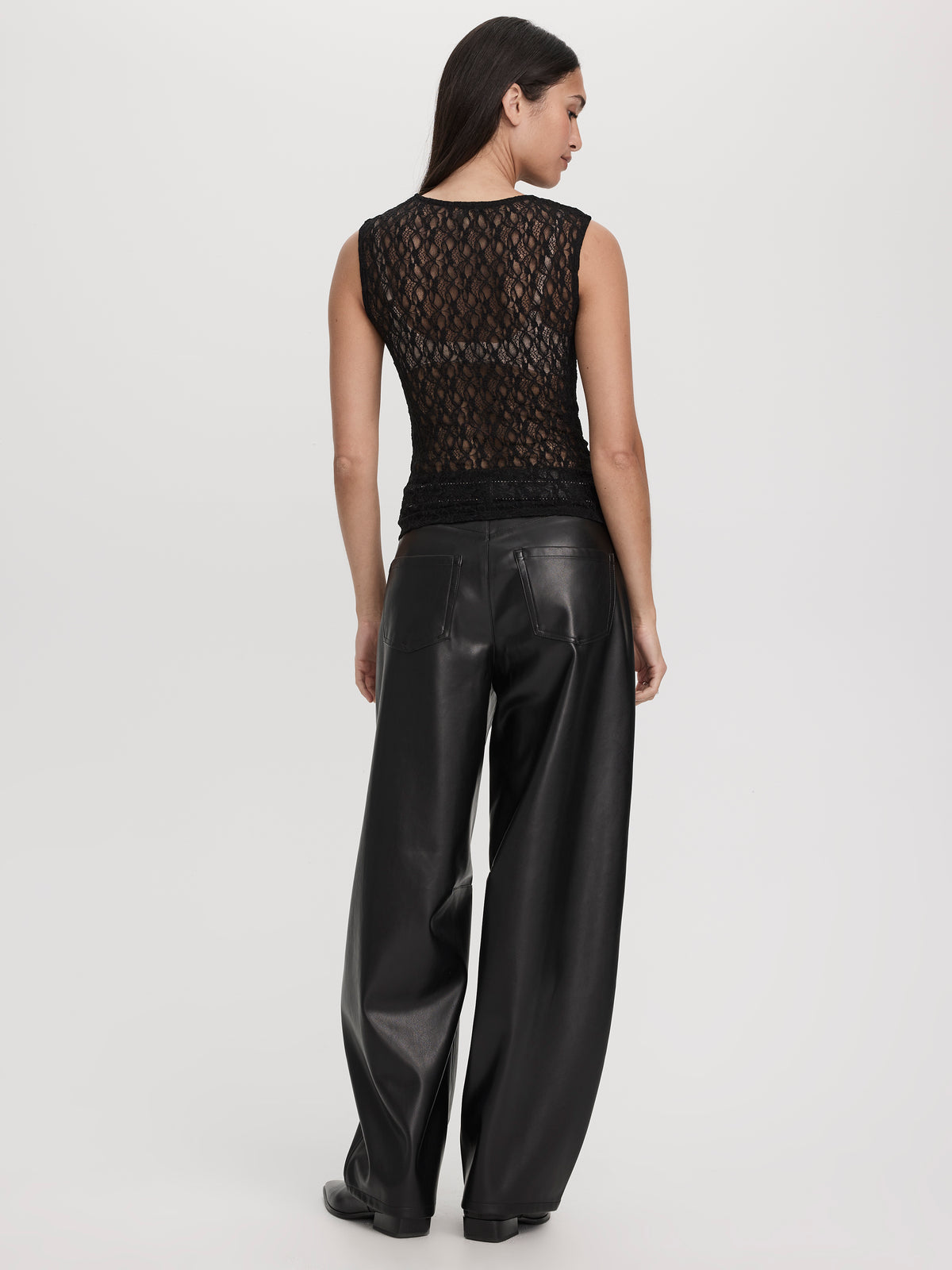 Sleeveless Crew-Neck Lace Top