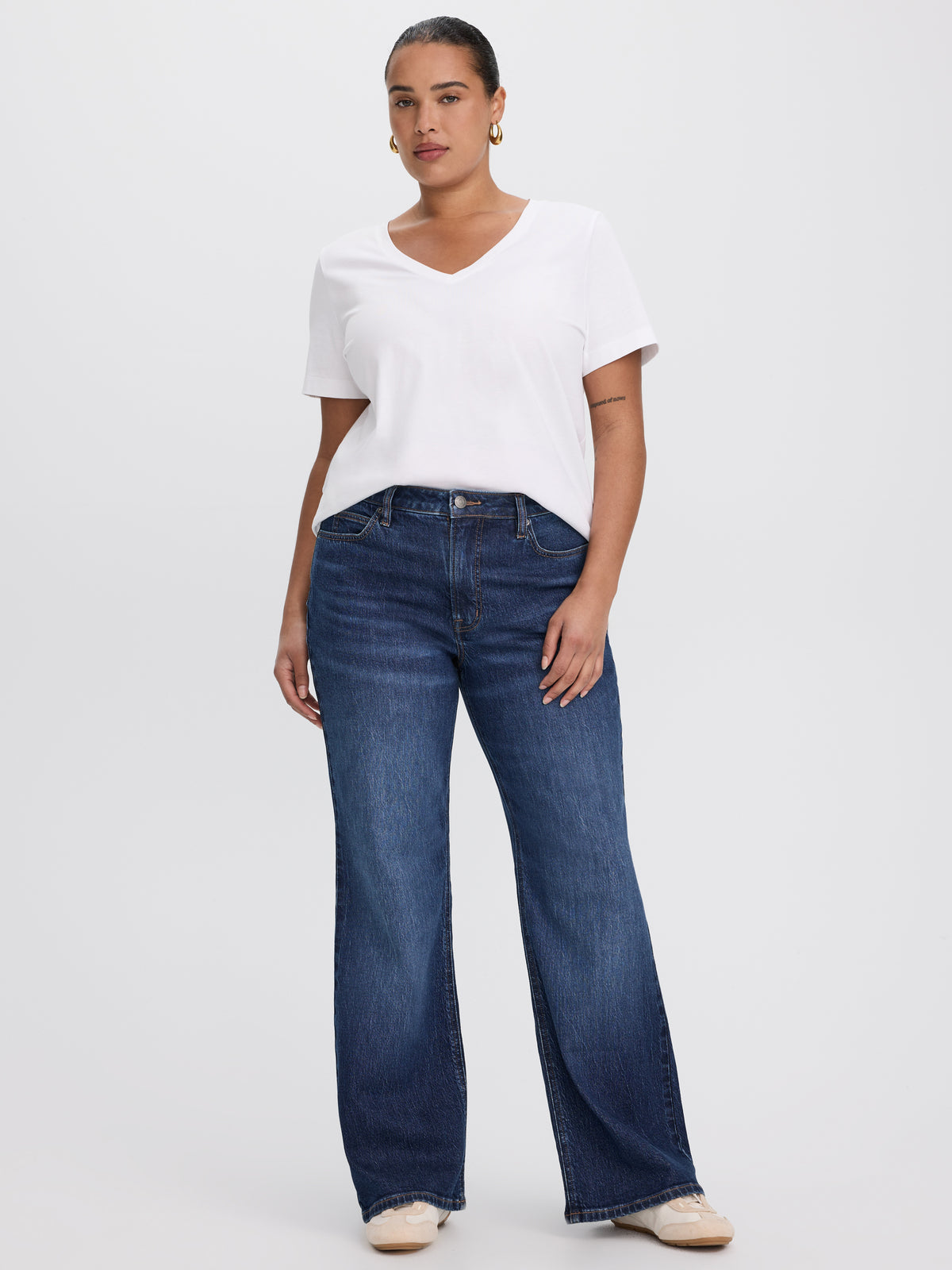 Flare-Leg Mid-Rise Jean - Curvy Fit