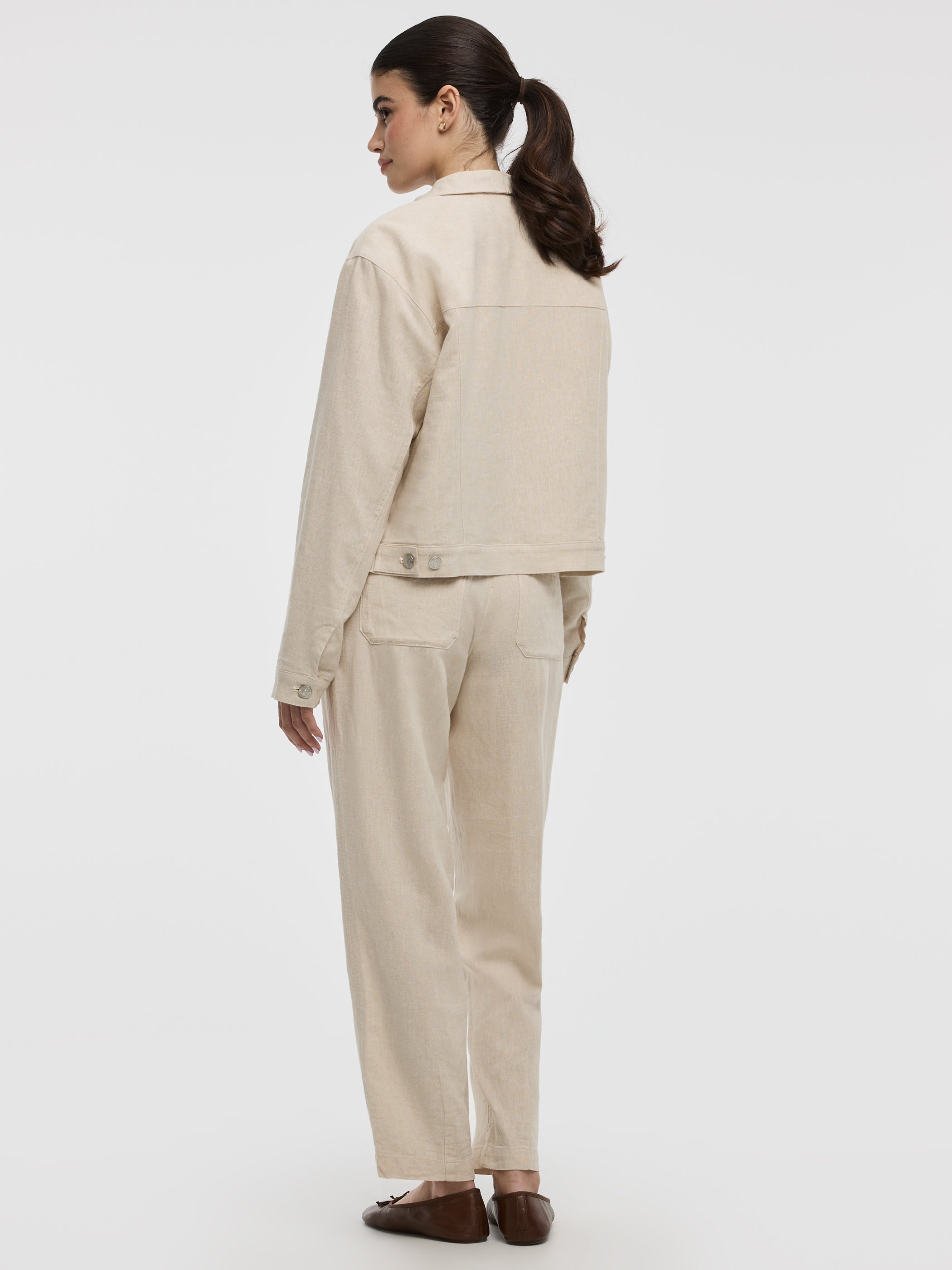 Women's Linen Trucker Jacket with Pockets – Hyba by Reitmans