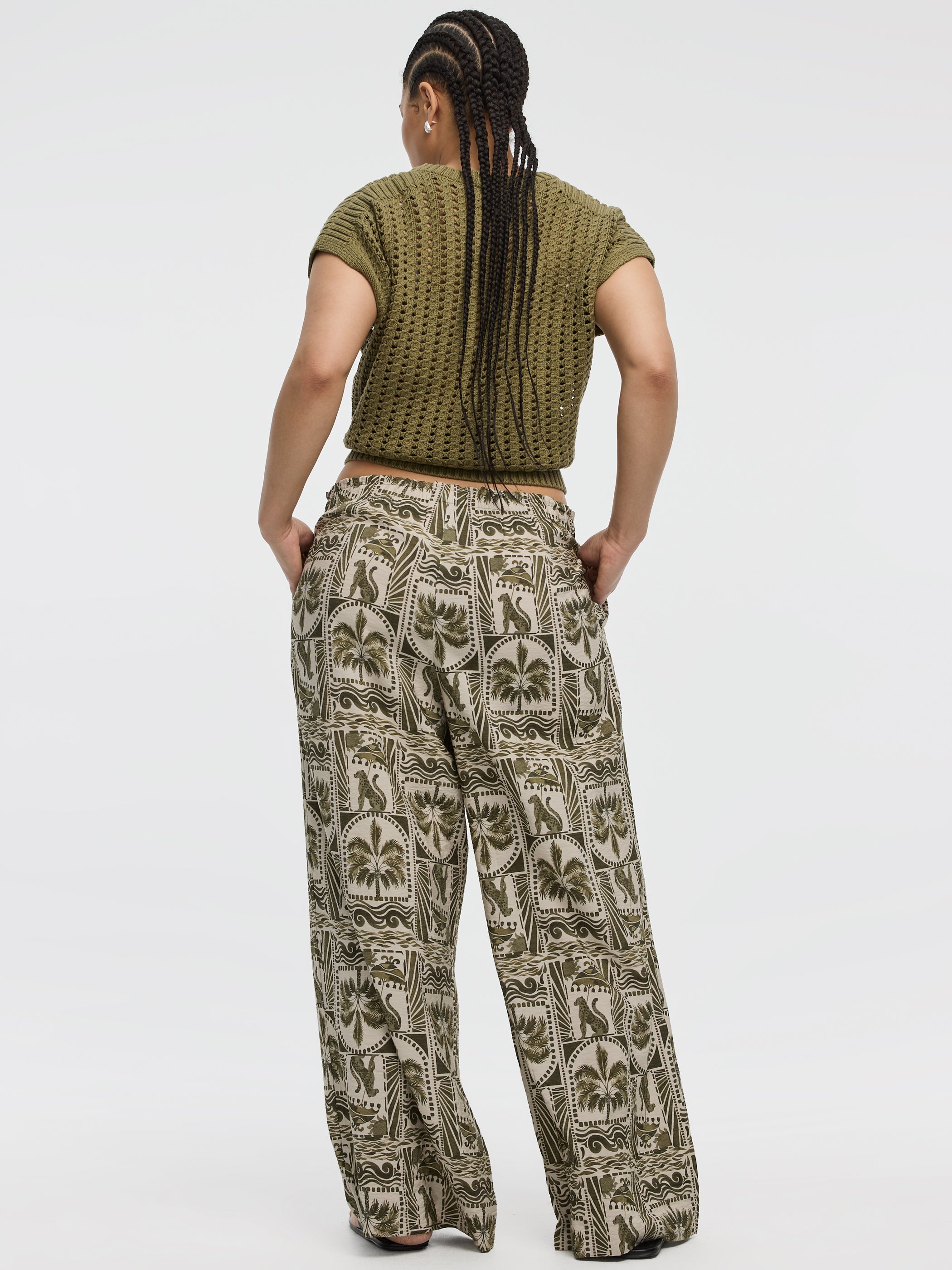 Wide-Leg High-Rise Pull-On Pant