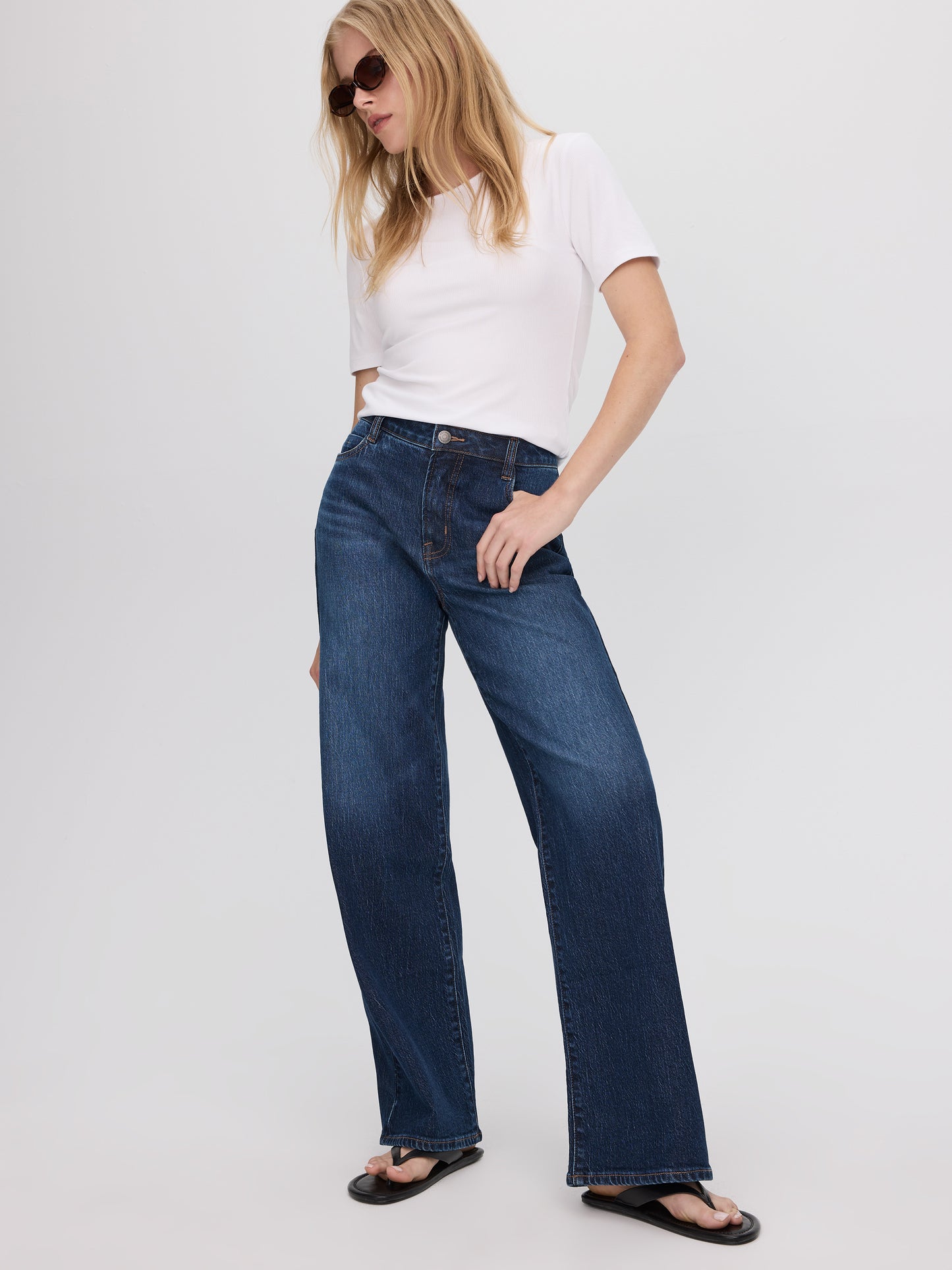 Wide-Leg Mid-Rise Jean