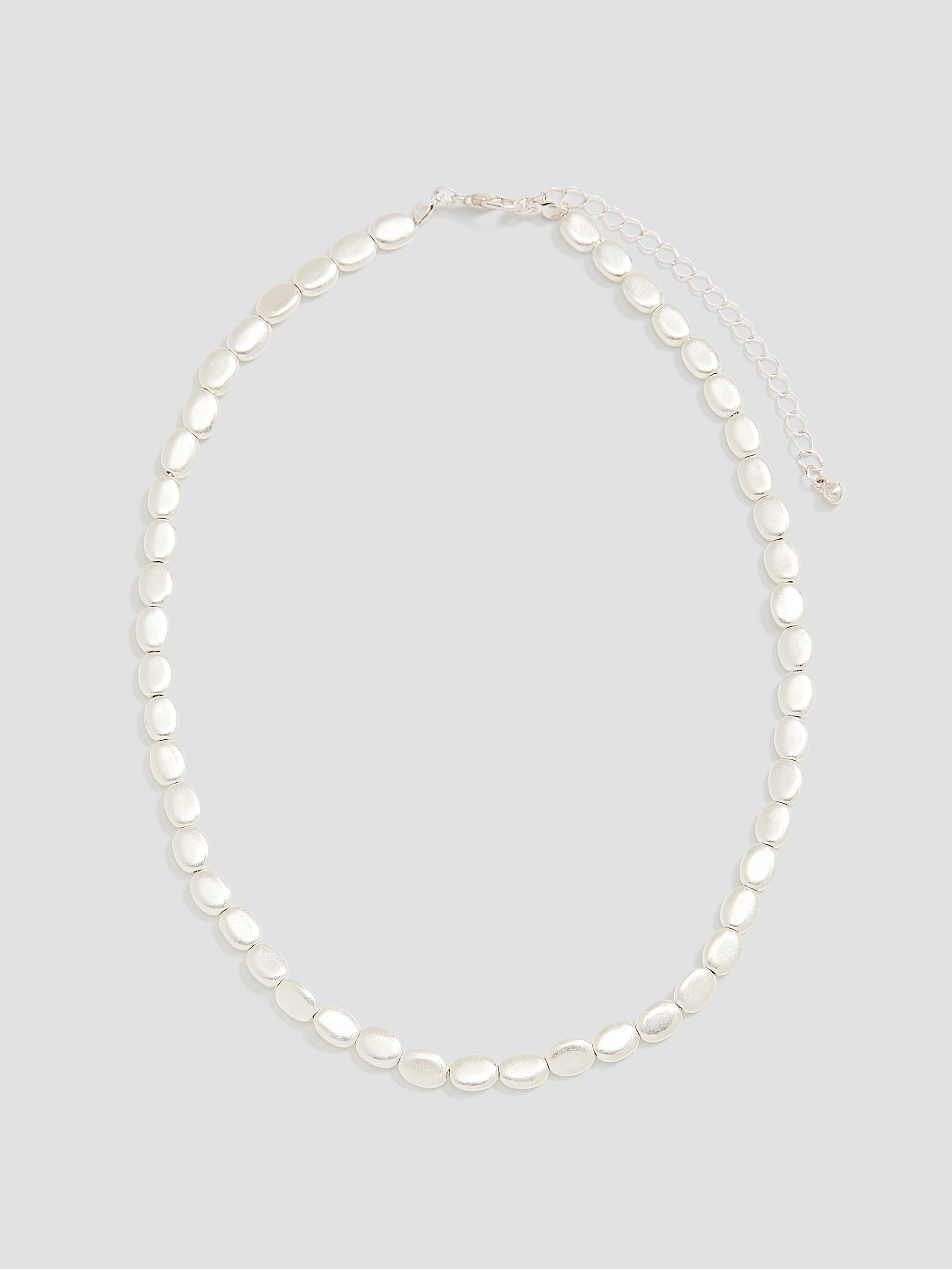 Short Necklace with Oval Beads