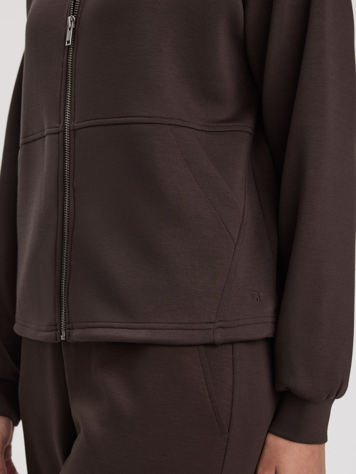 Mock-Neck Zipped Jacket - HYLUX - Hyba