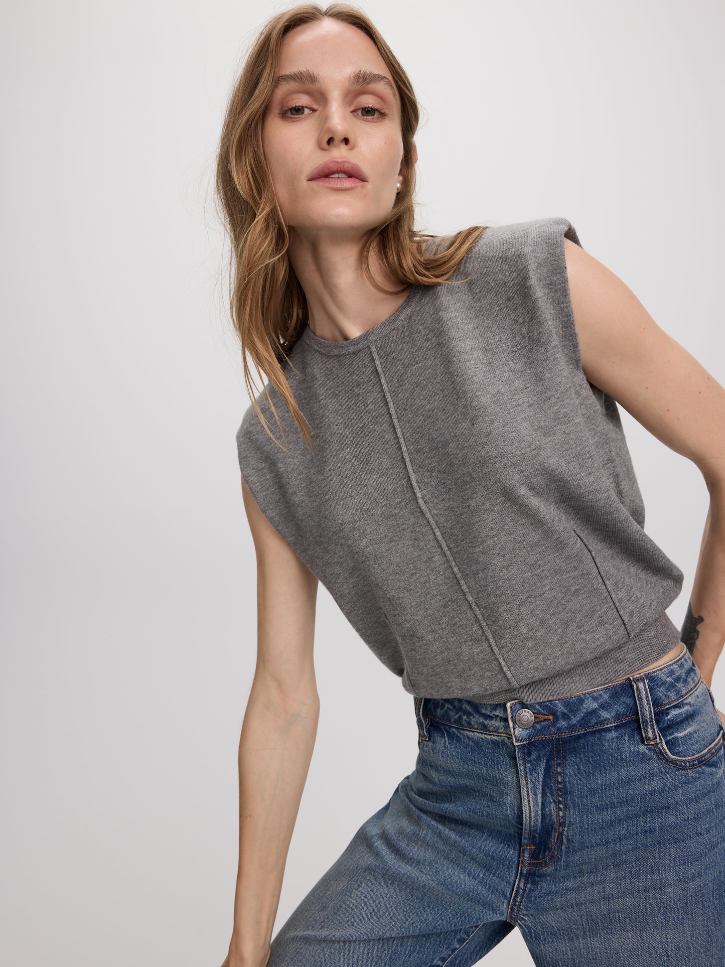 Sleeveless Crew-Neck Sweater Vest
