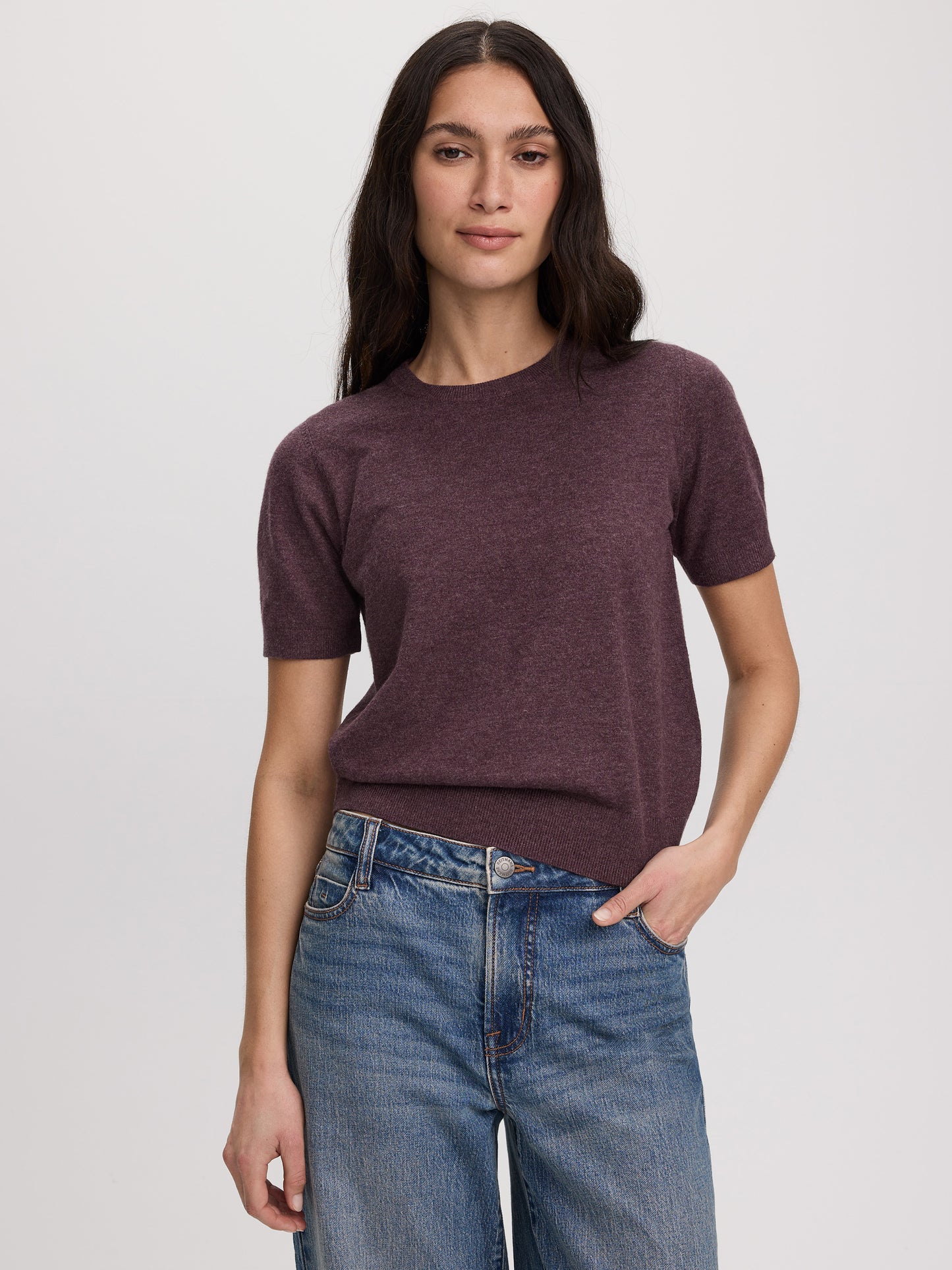 Short-Sleeve Crew-Neck Sweater - R Essentials
