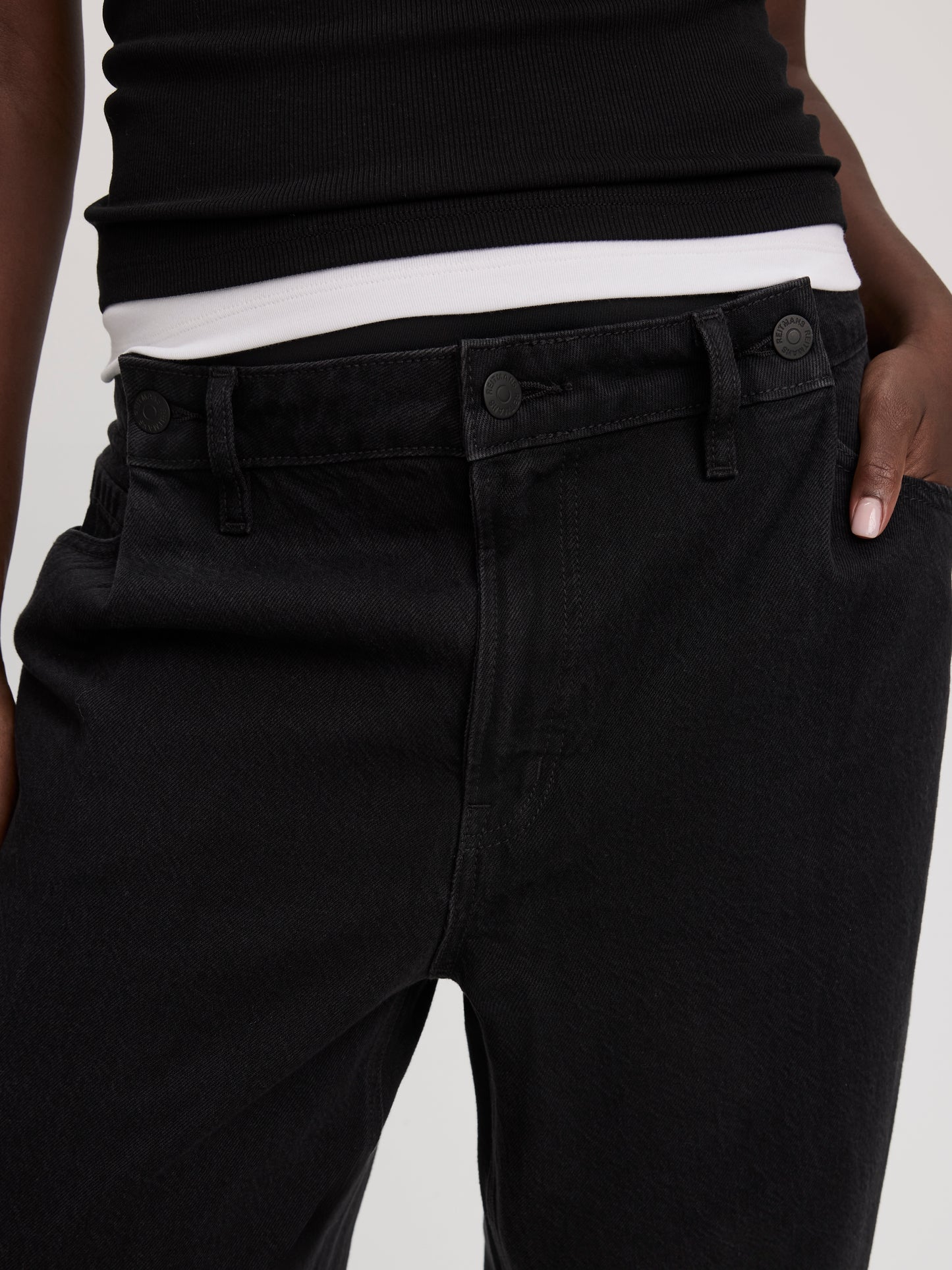 Mid-Rise Baggy Jean - Curvy Fit