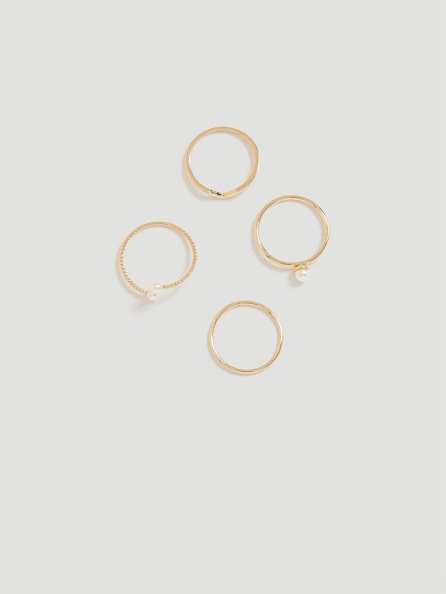 Rings with Pearls - Set of 4