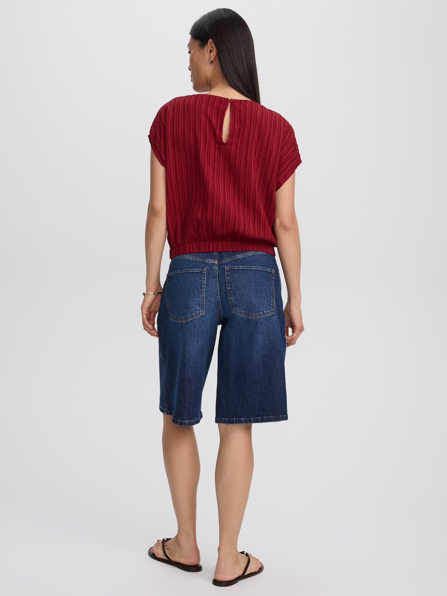 Extended-Sleeve Crew-Neck Blouse with Elasticated Hem