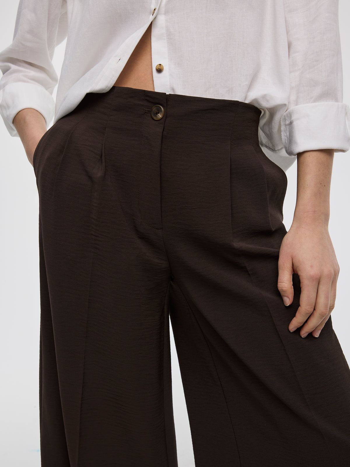 Cropped Wide-Leg High-Rise Pant