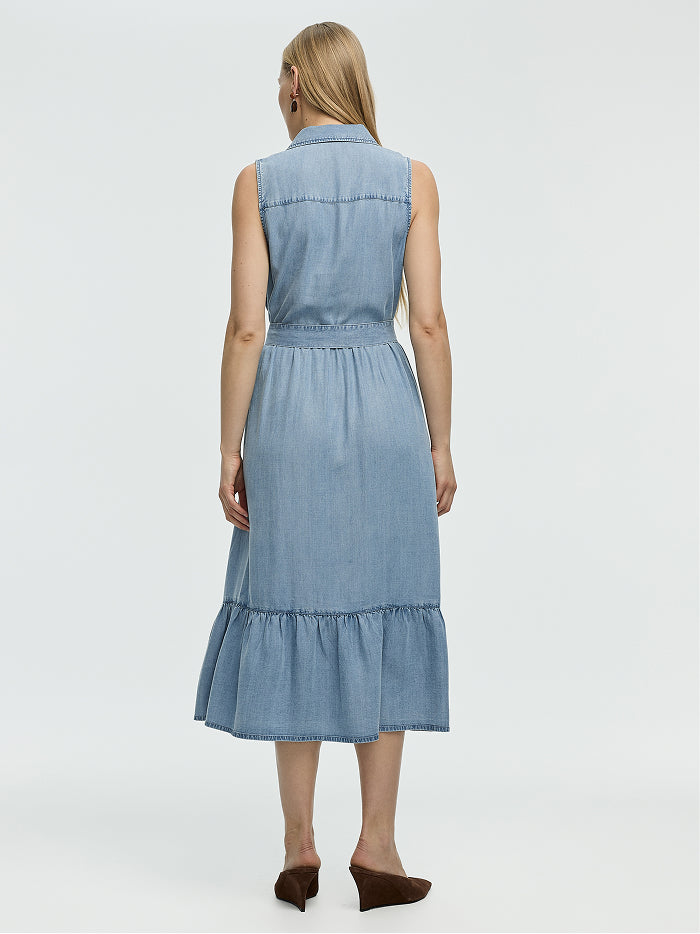 Women's Dresses in Canada Formal & Casual Styles Online Reitmans Women's Dresses in Canada Formal & Casual Styles Online Reitmans