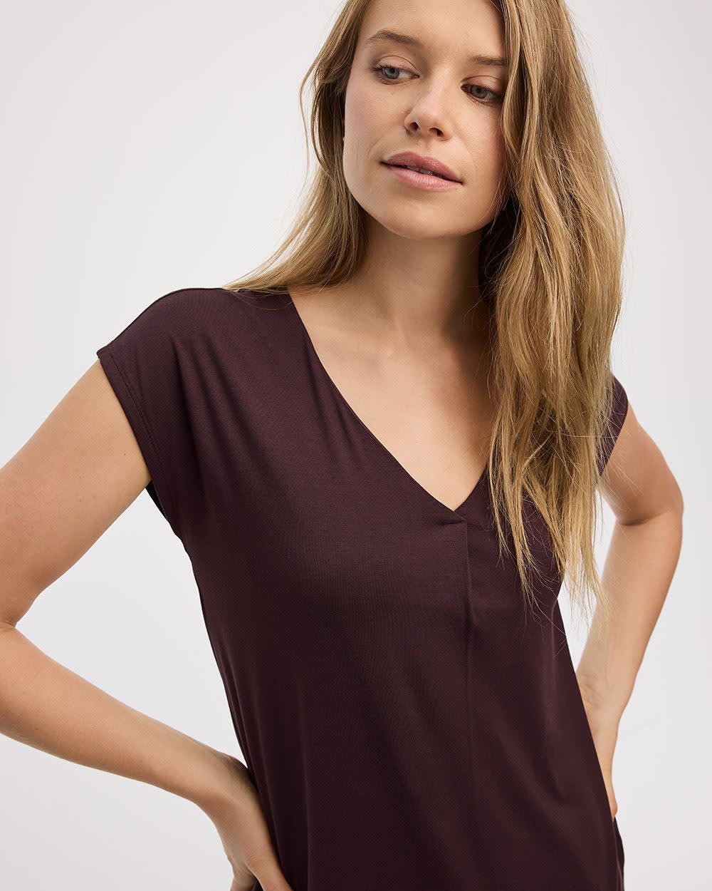 Extended-Sleeve V-Neck Tunic