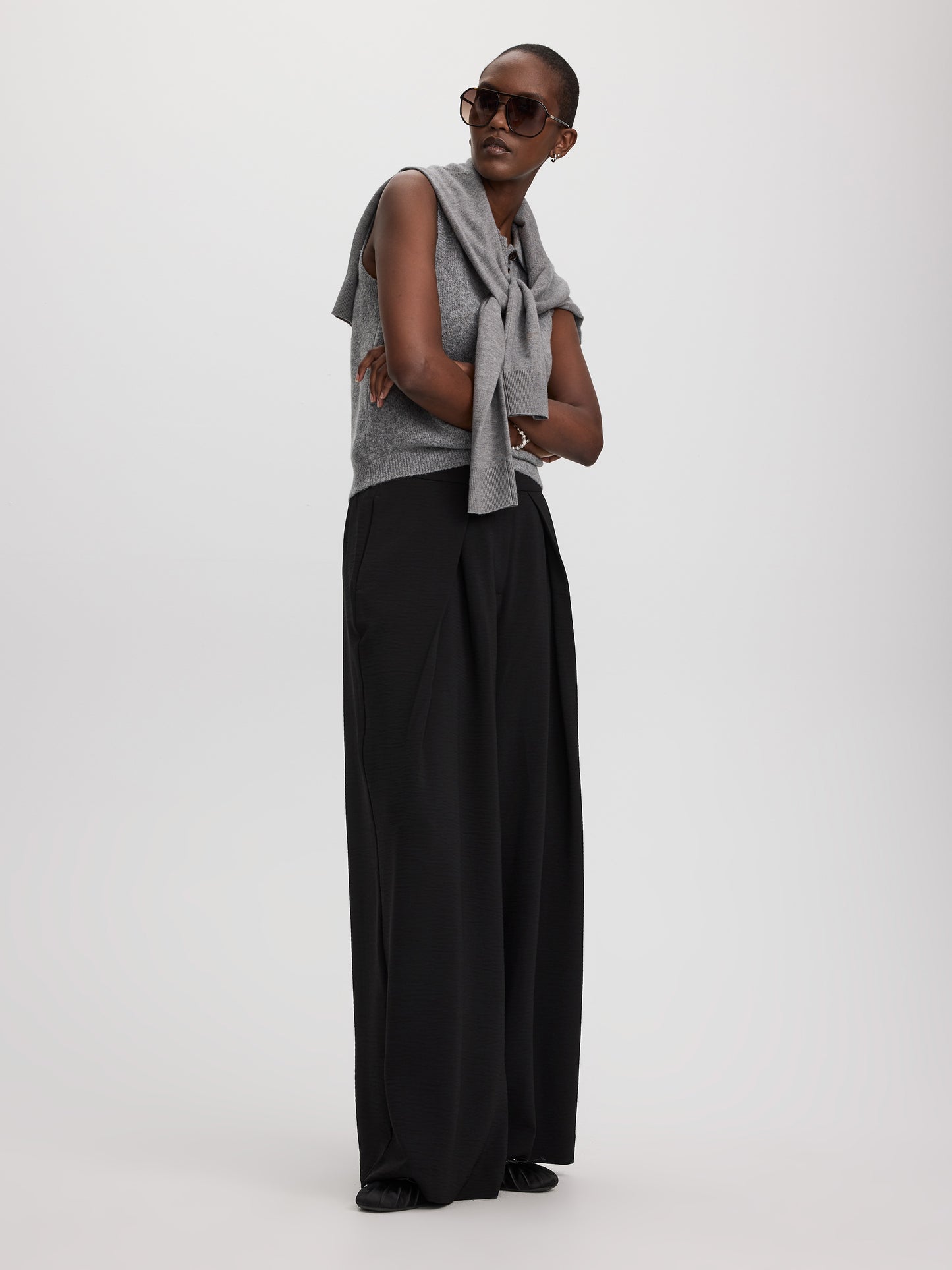 Wide-Leg High-Rise Pant