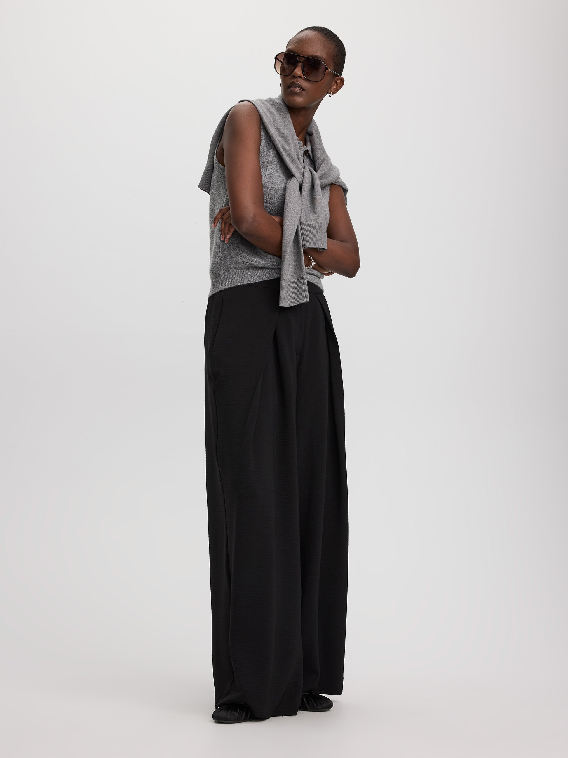 Wide-Leg High-Rise Pant