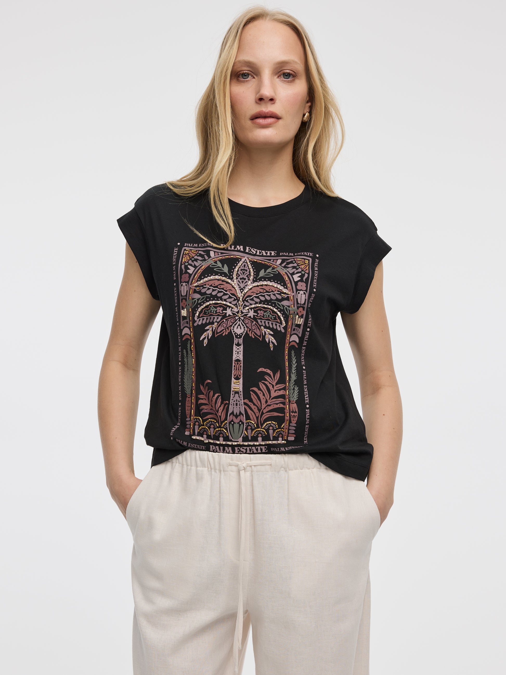 Extended-Sleeve Crew-Neck Tee