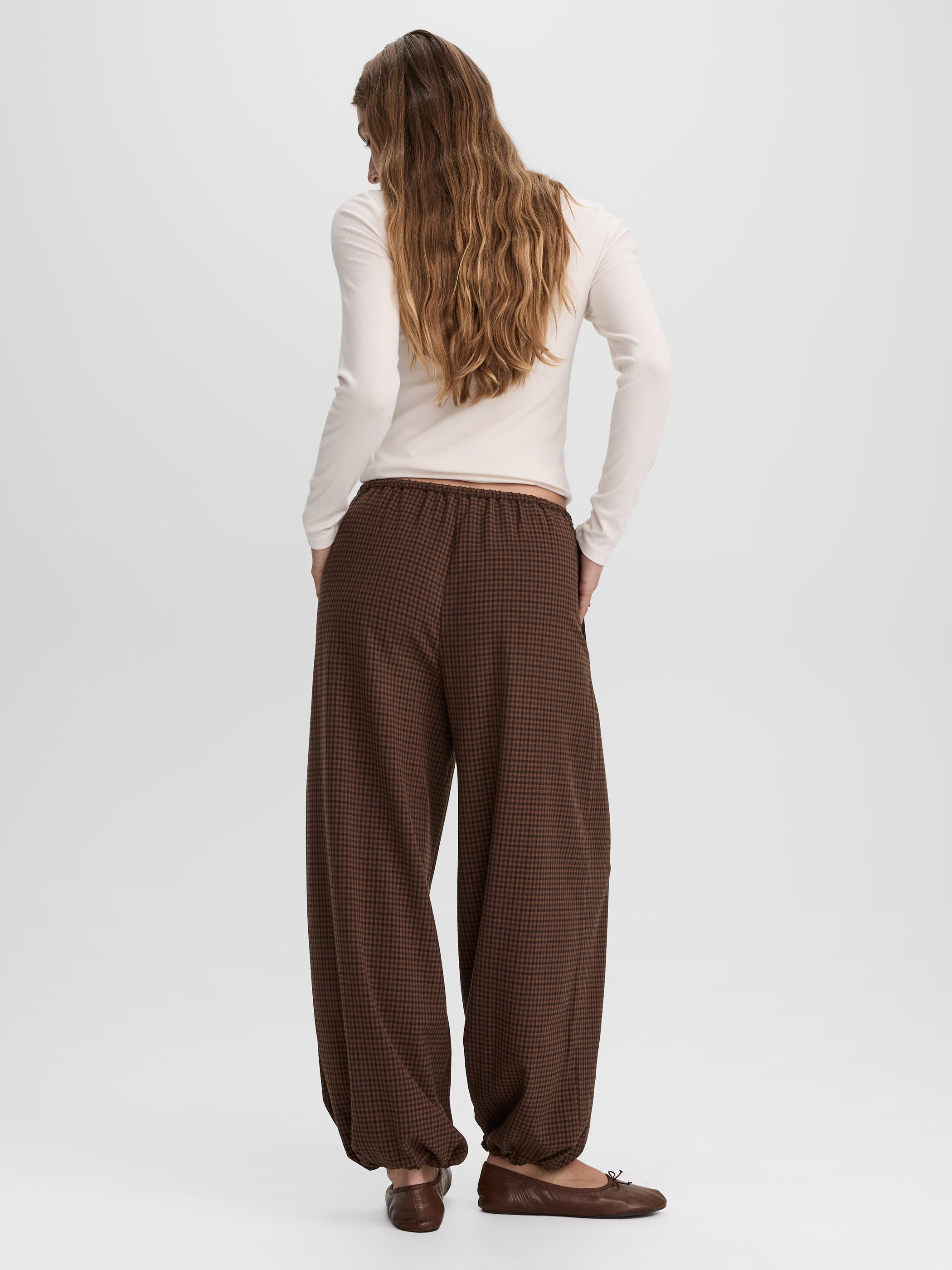 High-Rise Flowy Balloon Pant