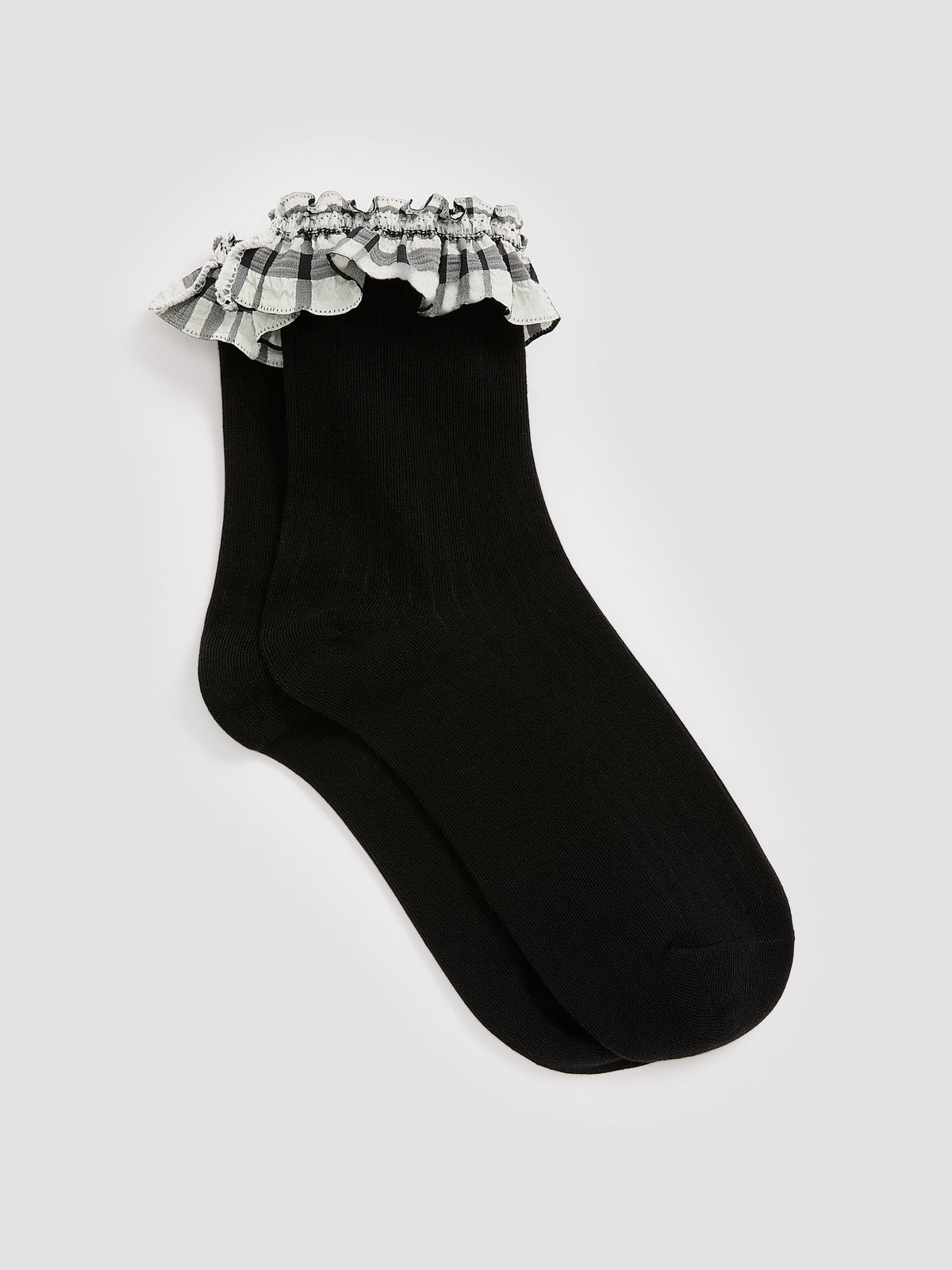 Ribbed Ankle Socks with Ruffled Hem