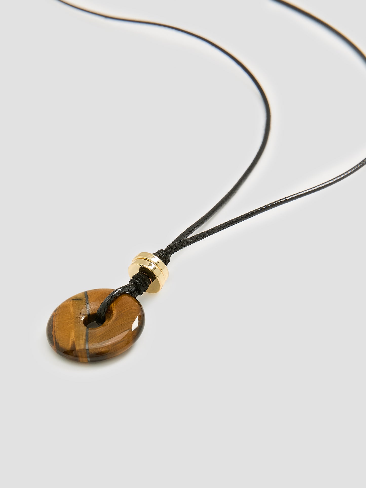 Collier court en corde avec oeil de tigre