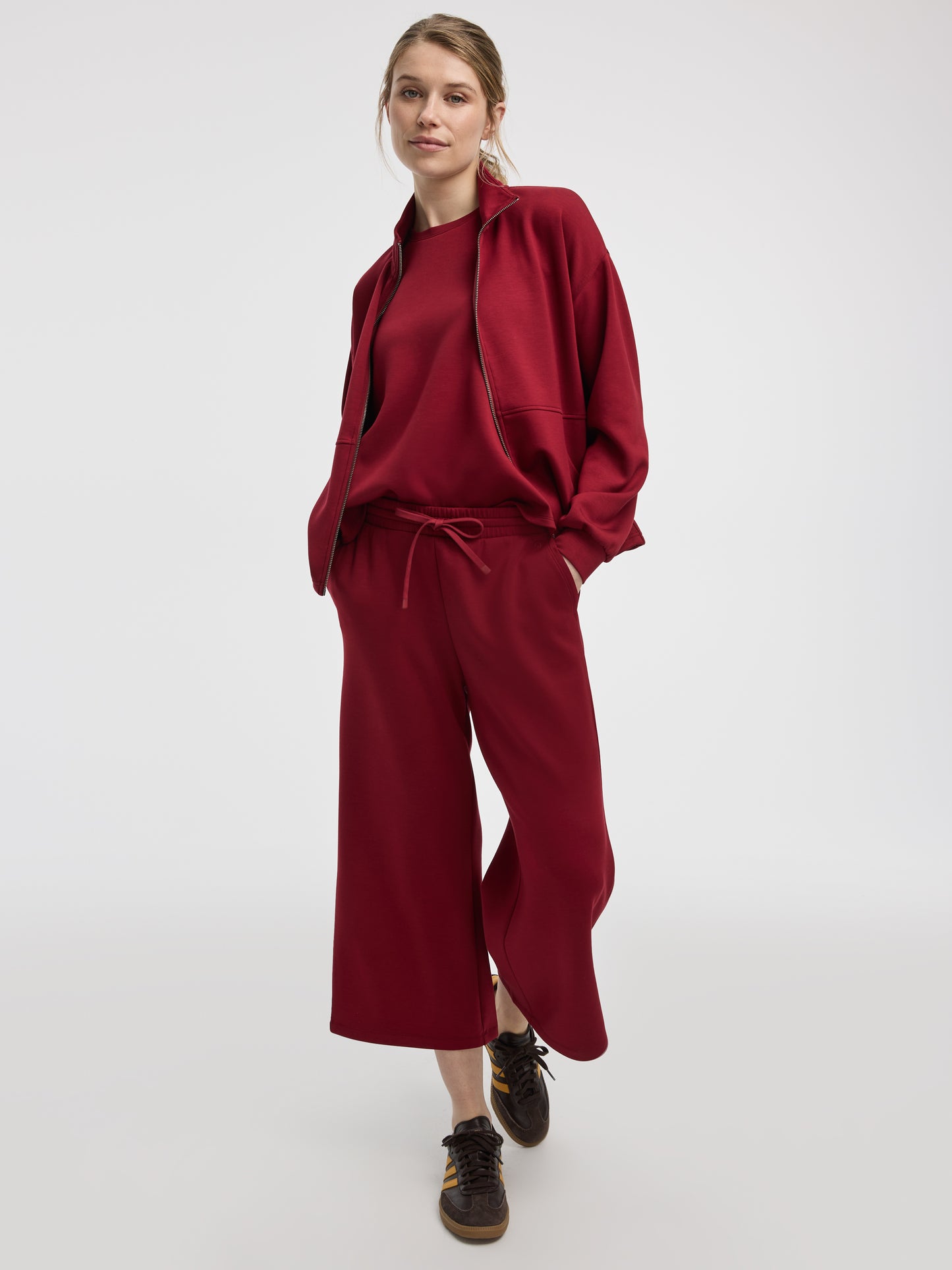 Pantalon court à jambe large – HYLUX Hyba