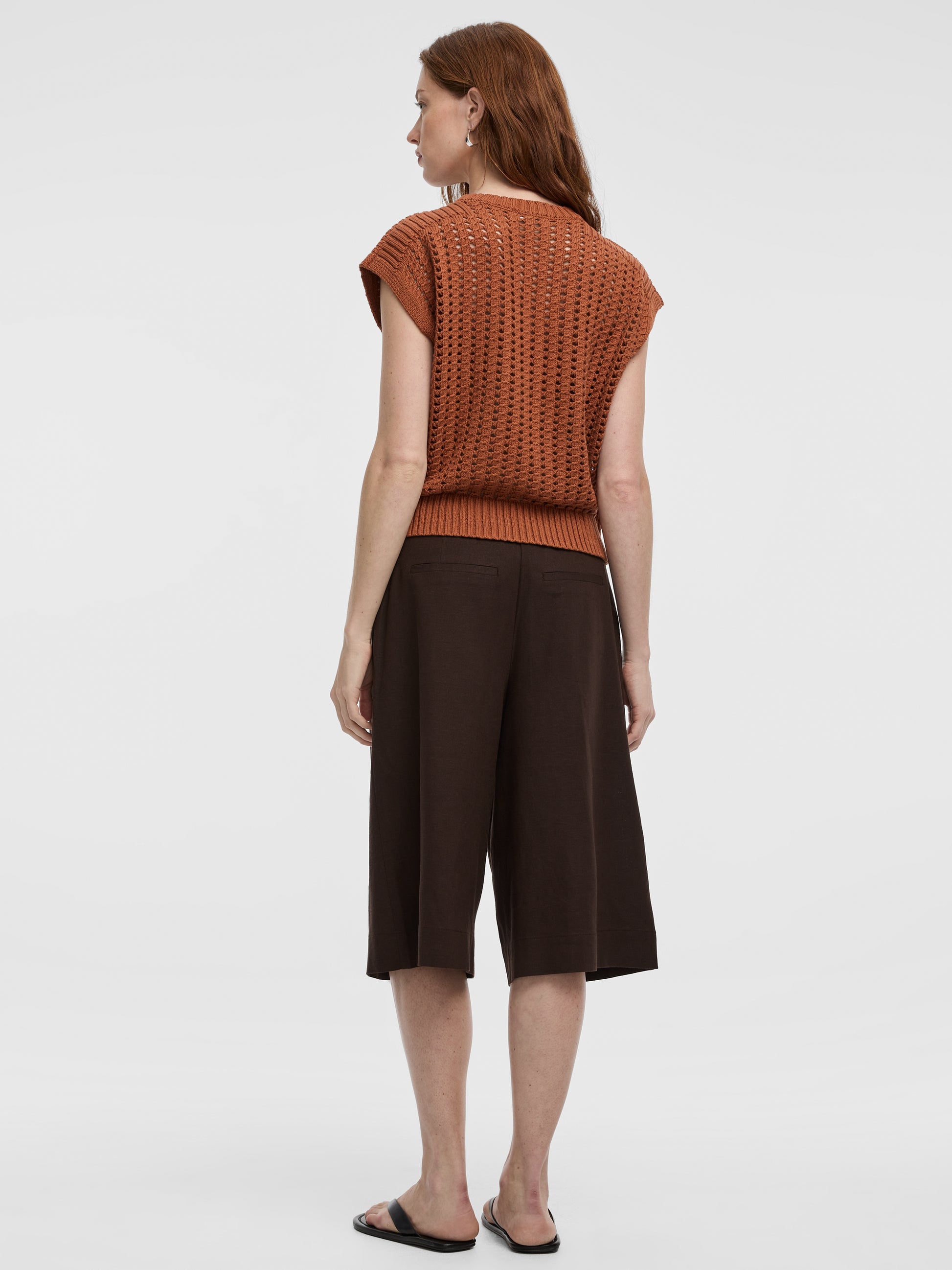 Extended-Sleeve Crew-Neck Sweater with Open Stitches