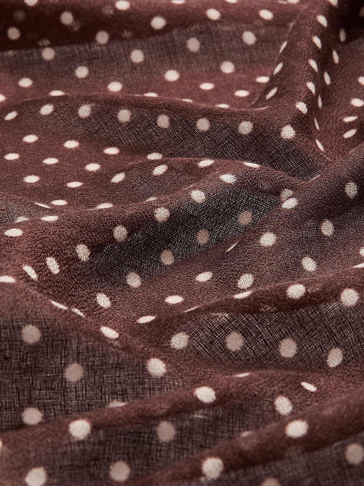Diamond-Shaped Scarf with Dots