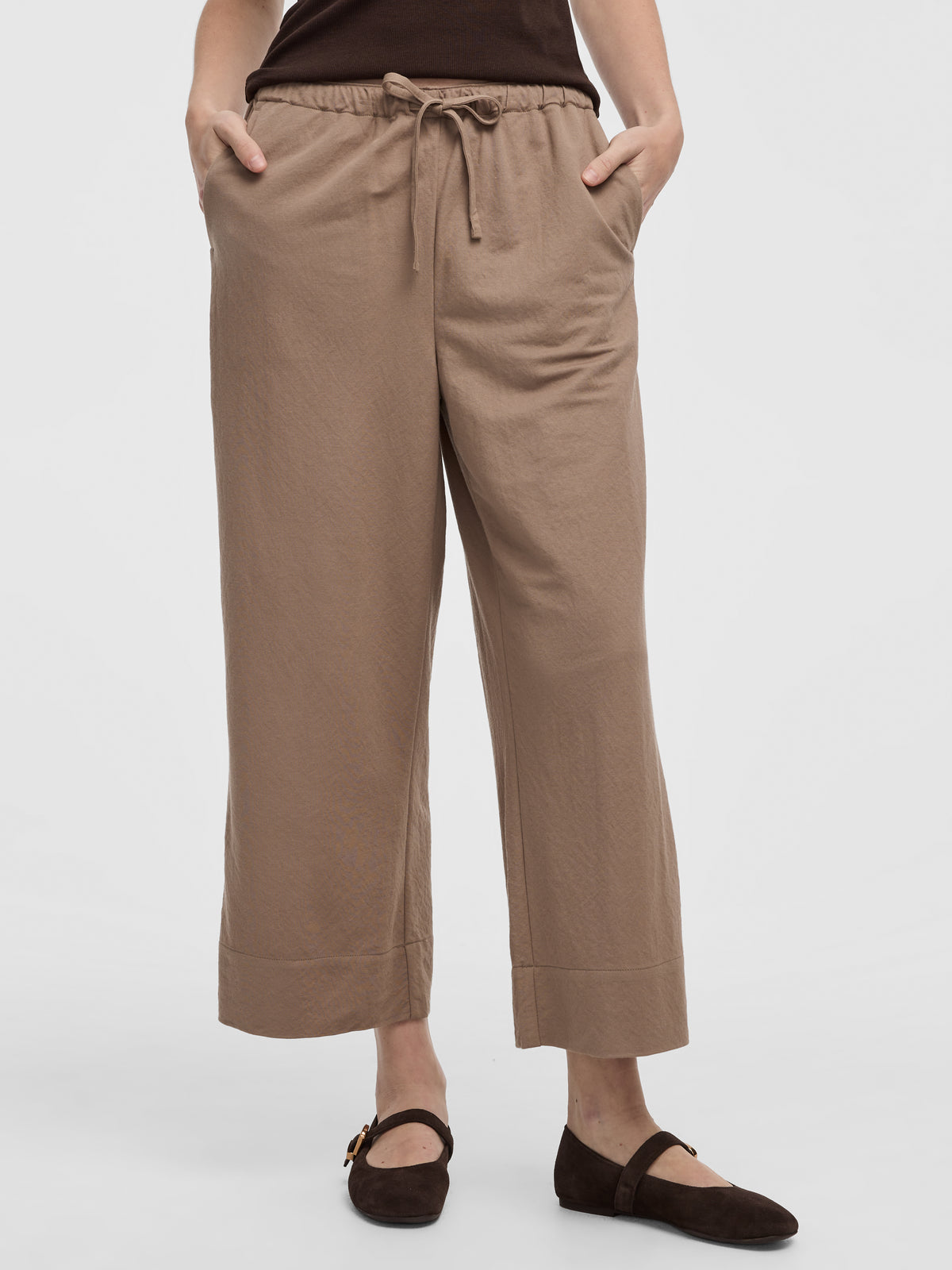 Wide-Leg Cropped Piqué Pant