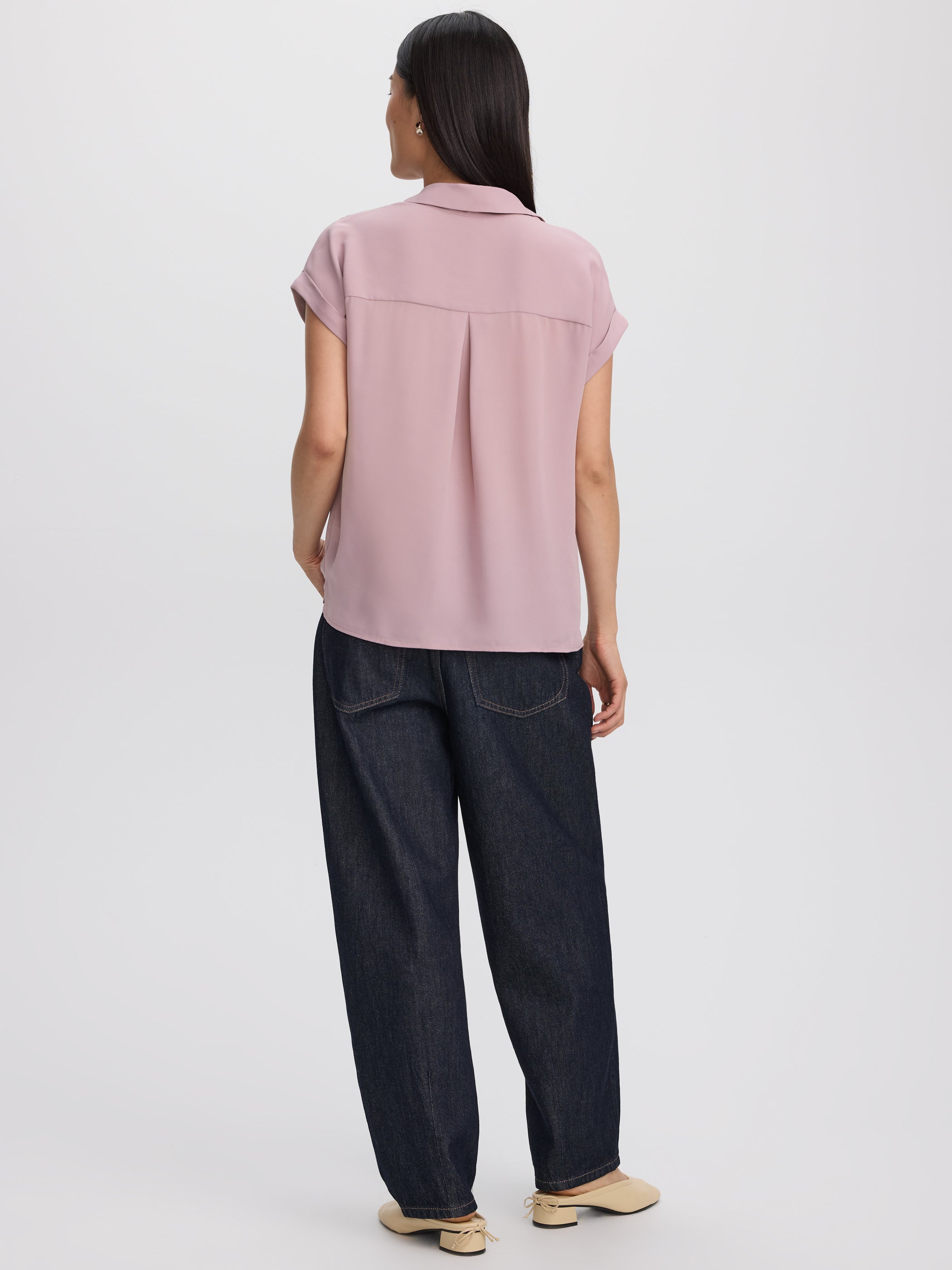 Extended-Sleeve V-Neck Flowy Blouse - R Essentials