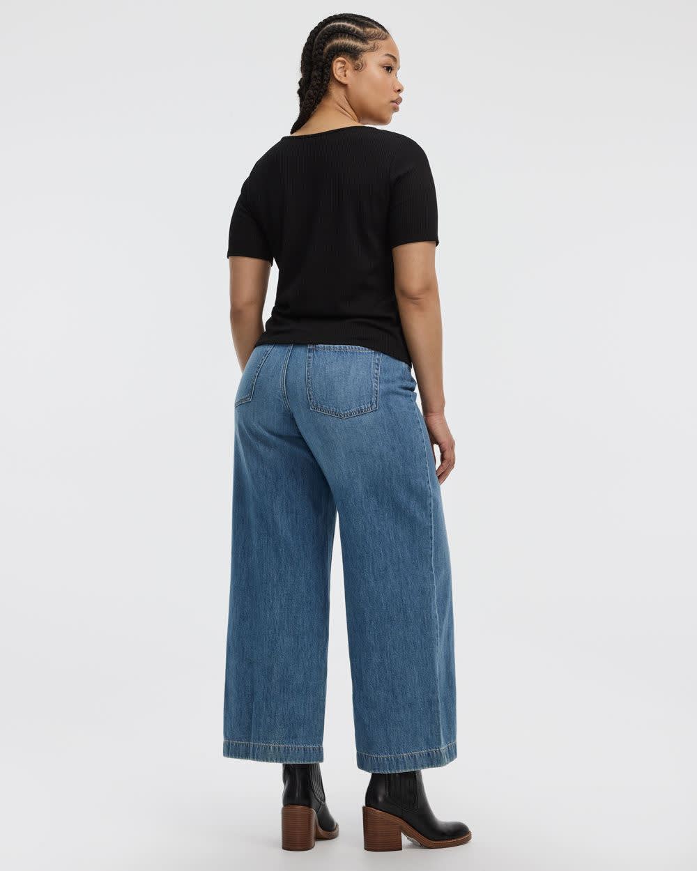 Short-Sleeve V-Neck Tee with Lace Trim