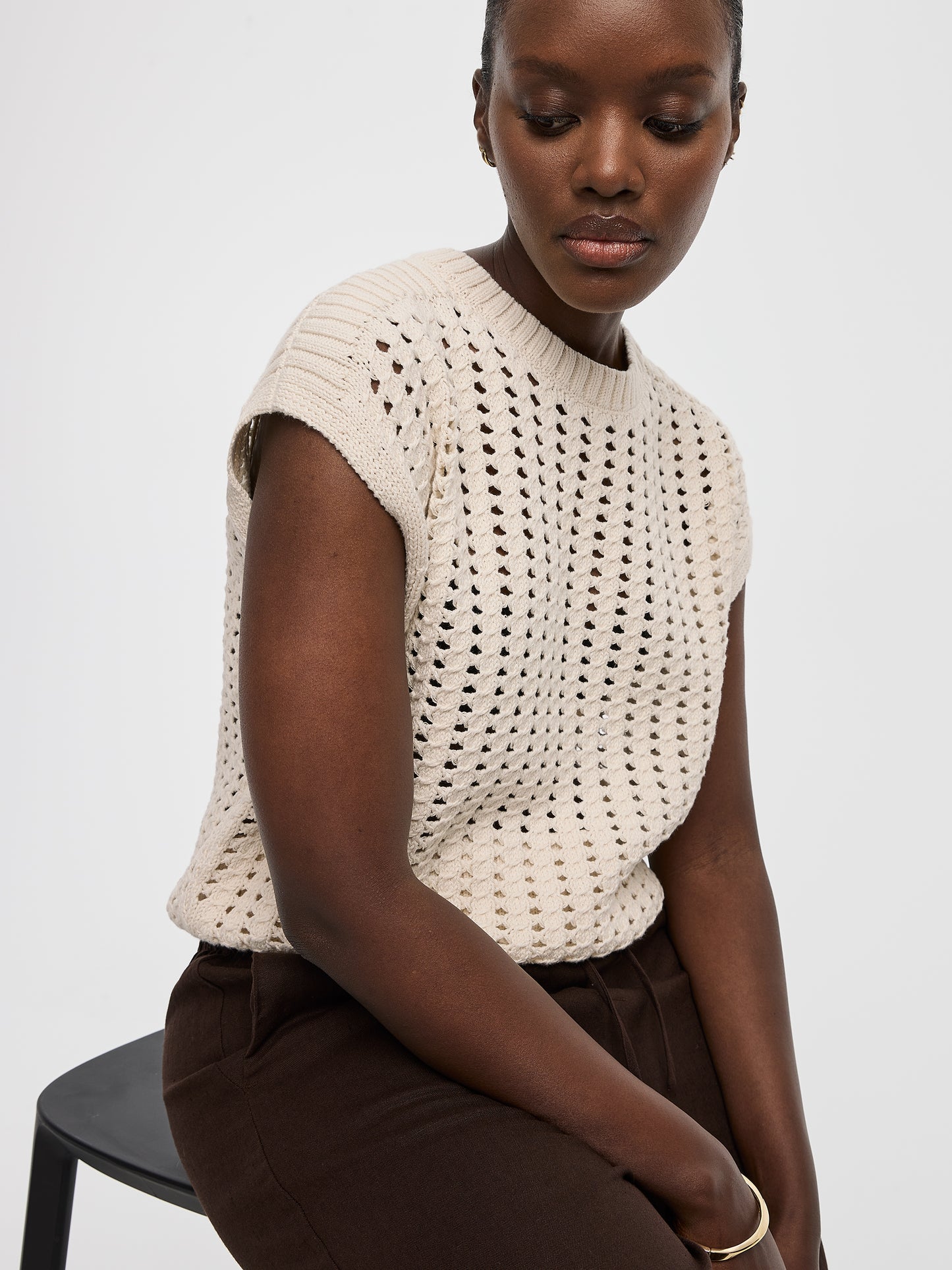 Extended-Sleeve Crew-Neck Sweater with Open Stitches