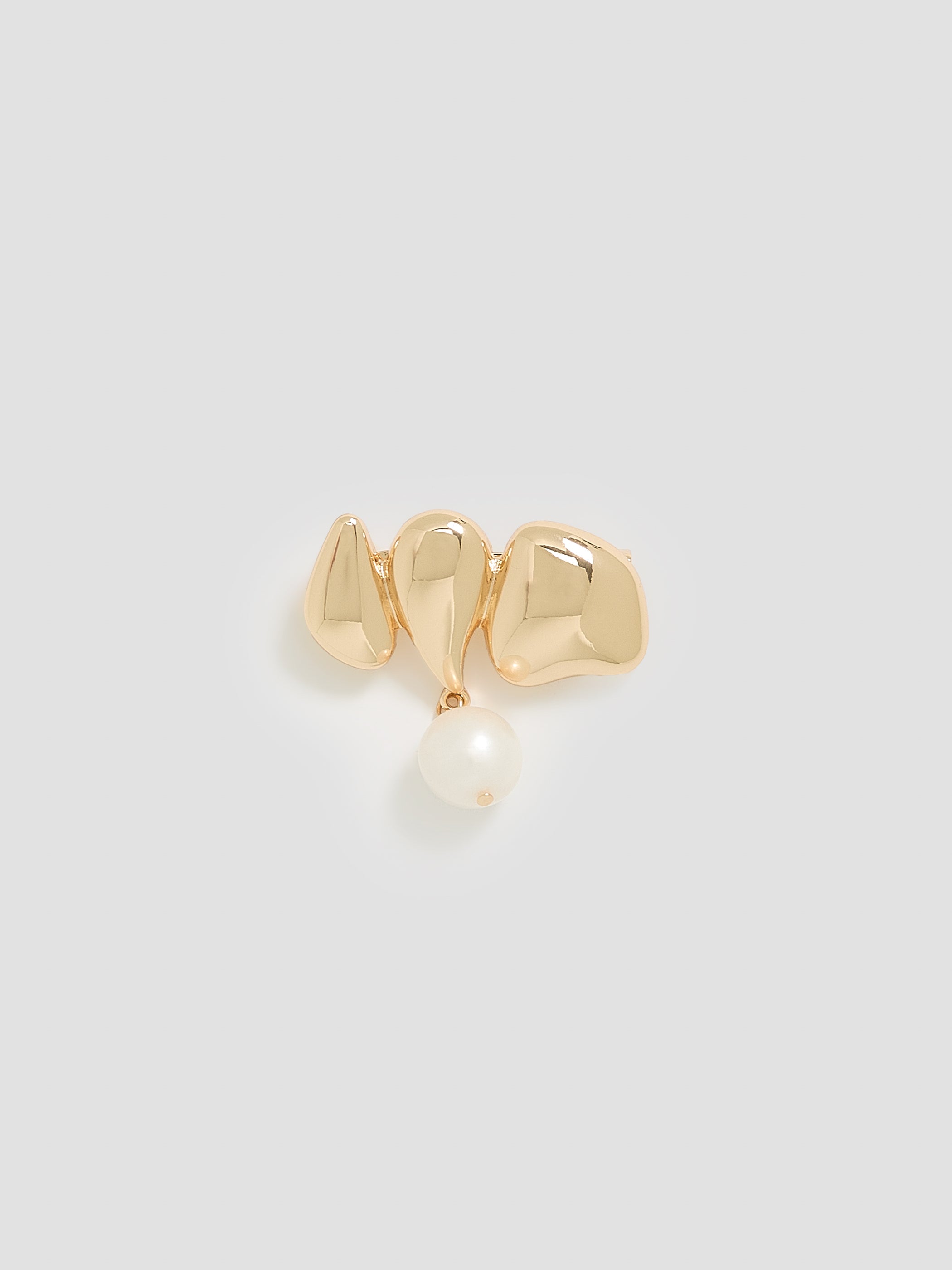 Brooch with Freshwater Pearl