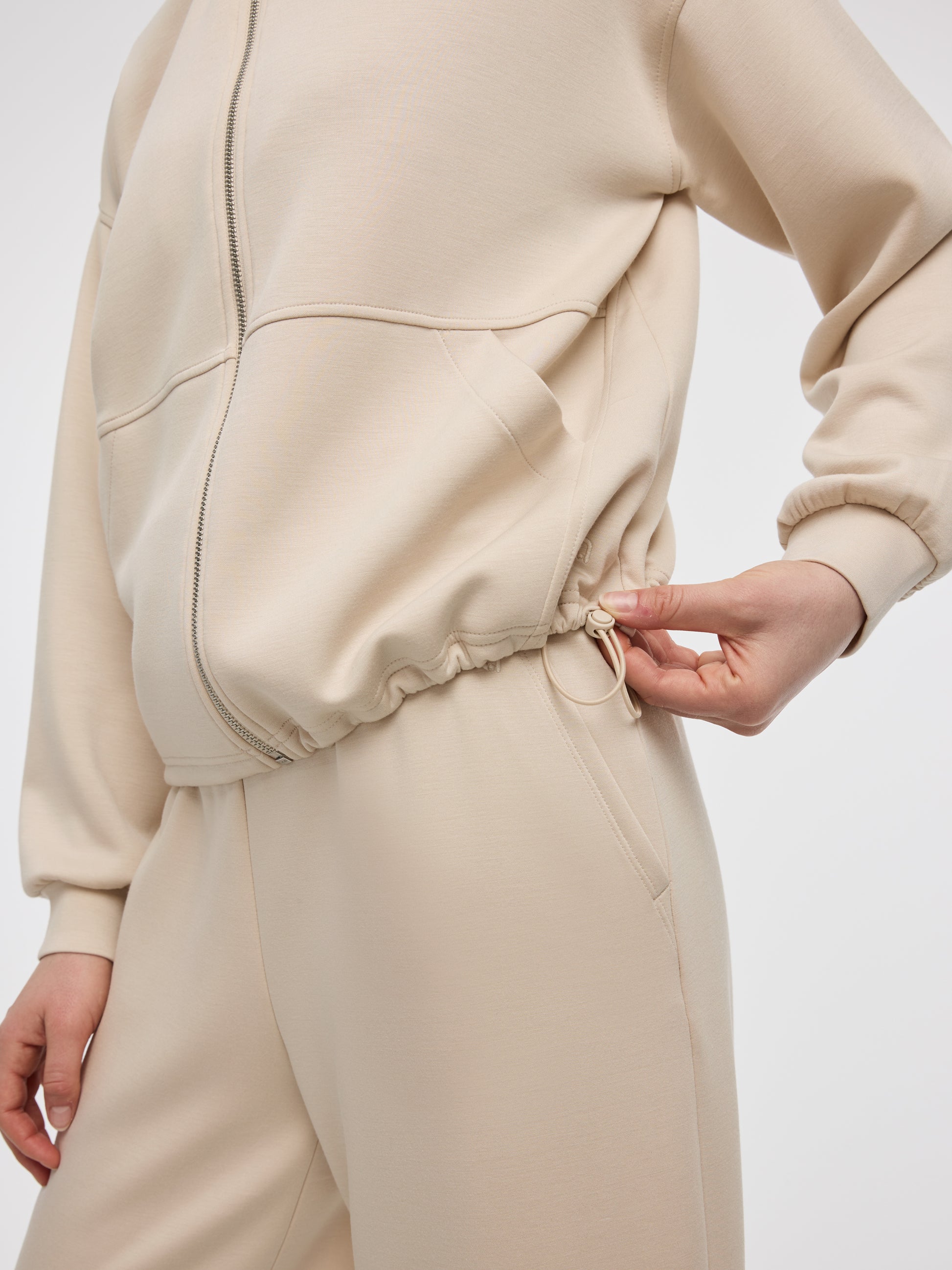 Mock-Neck Zipped Jacket - HYLUX - Hyba