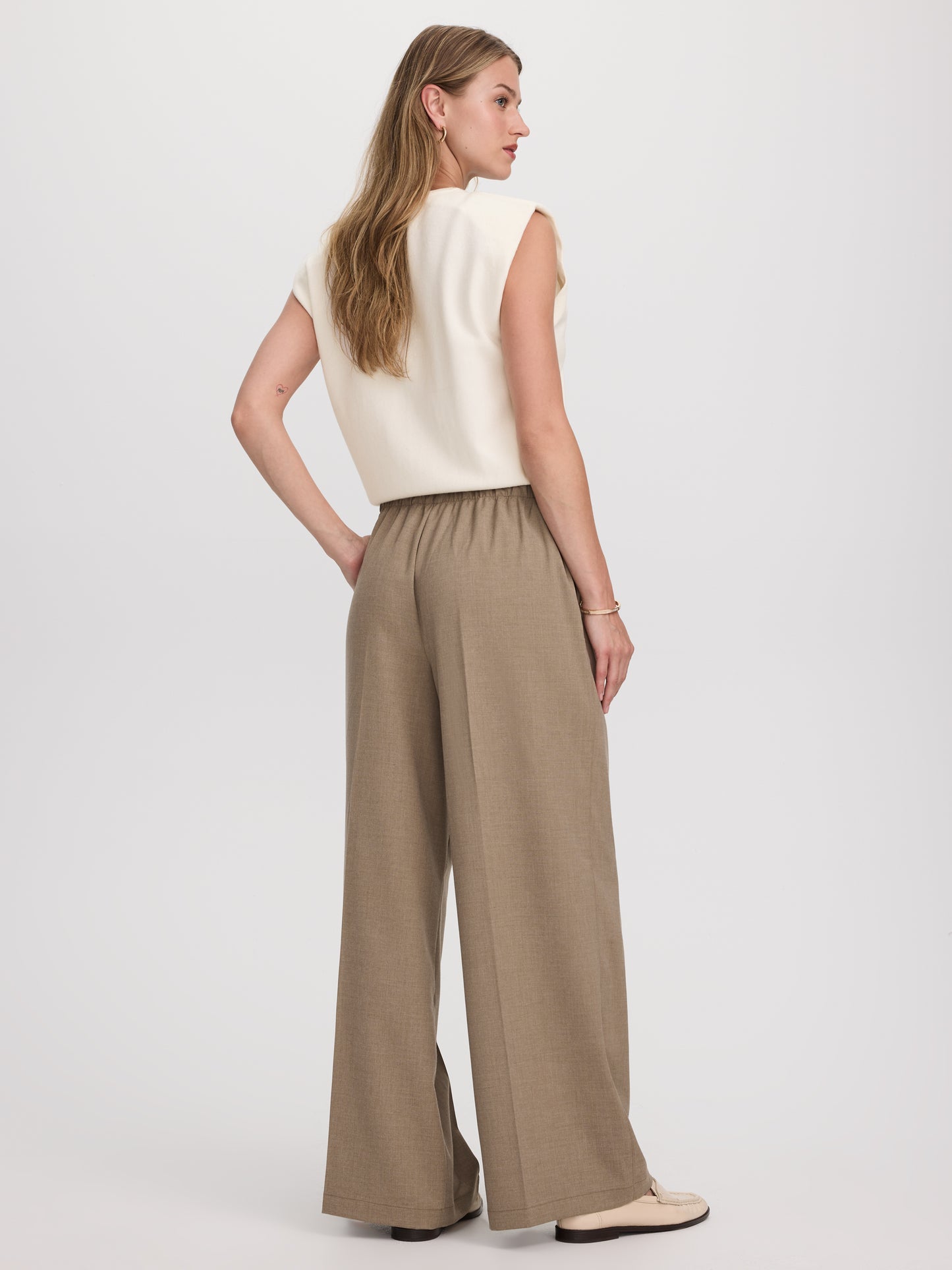 Wide-Leg High-Rise Pant - The Timeless