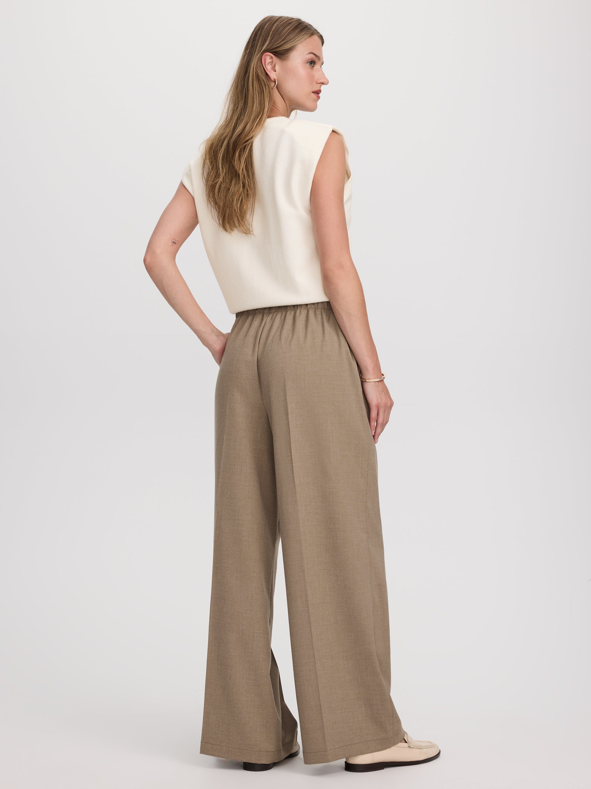 Wide-Leg High-Rise Pant - The Timeless